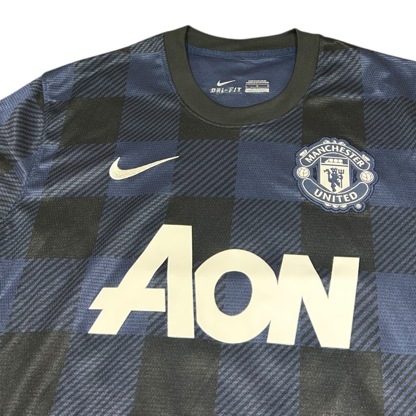 Manchester United 2013/14 Away - Jones 4 (Large)