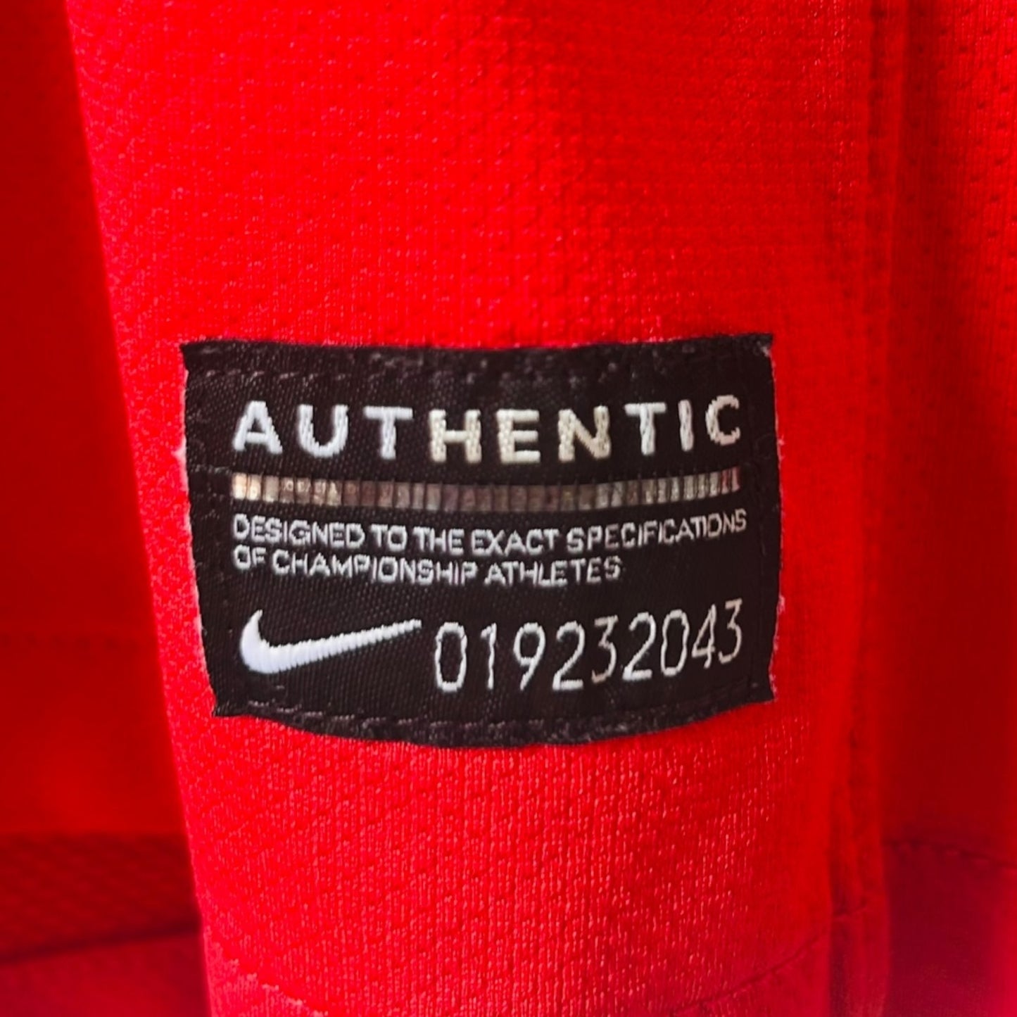Arsenal 2011/12 Home - Henry 12 (Small)