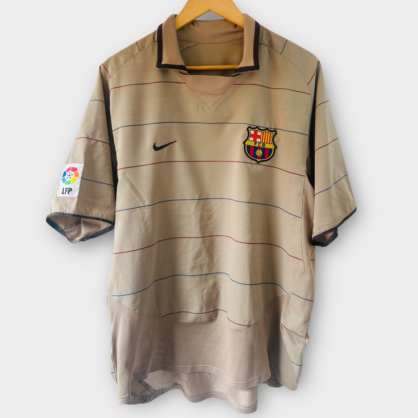 FC Barcelona 2003/04 Away - Ronaldinho 10 (Large)