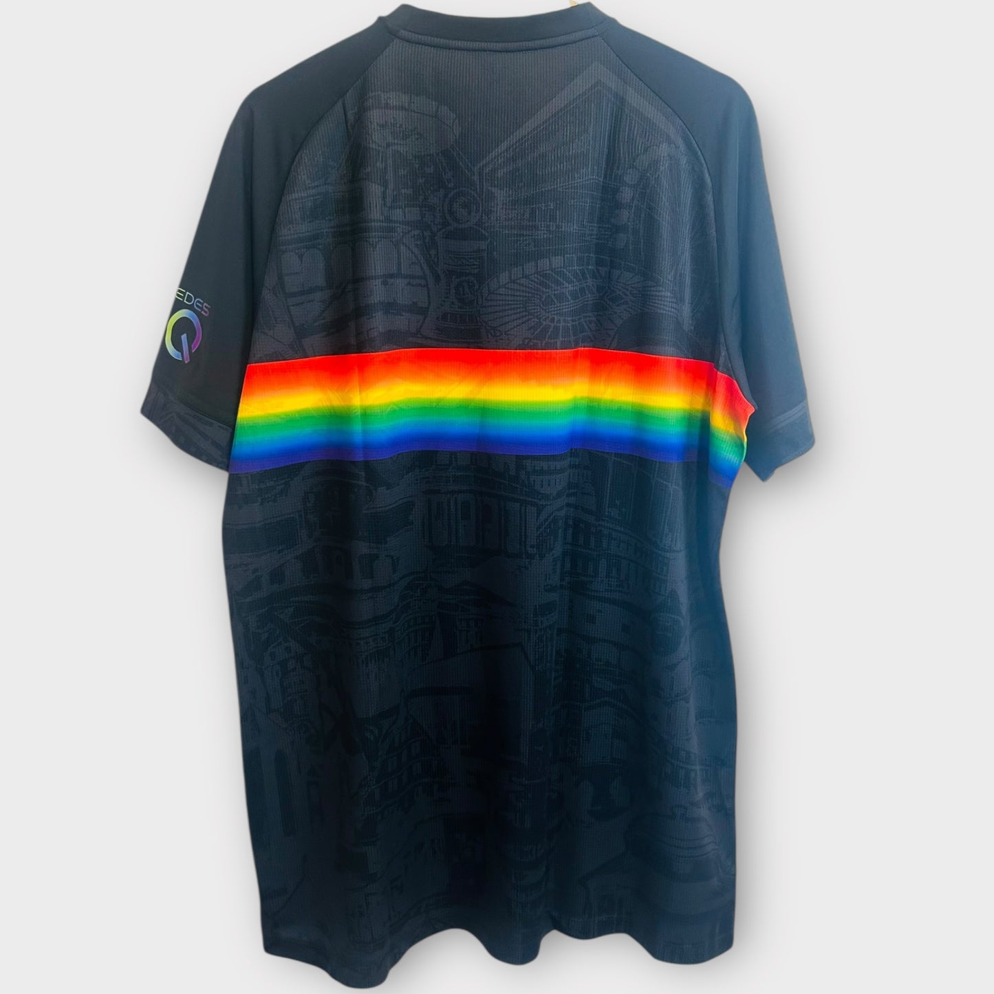 VFB Stuttgart 2022/23 Pride *BNWT* (XL)