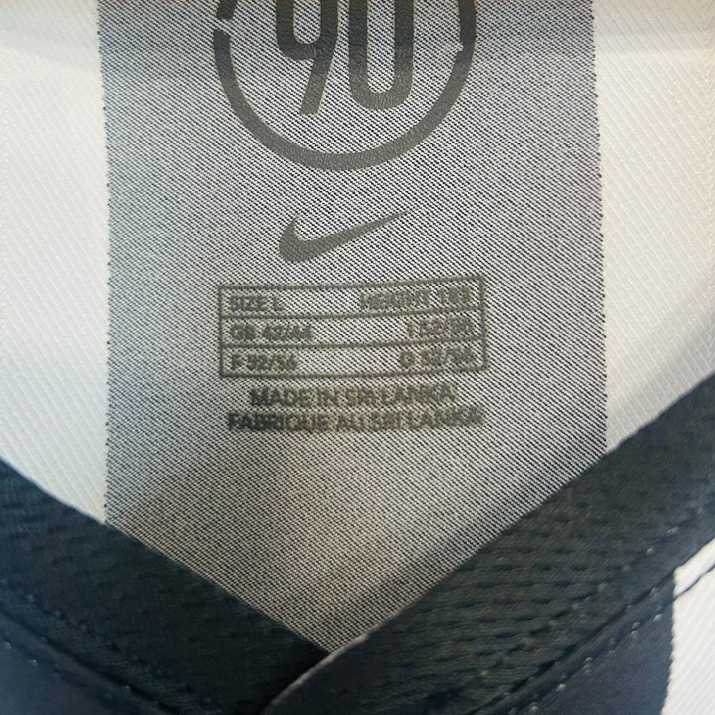 Juventus 2005/06 Home - Ibrahimovic 9 (Large)