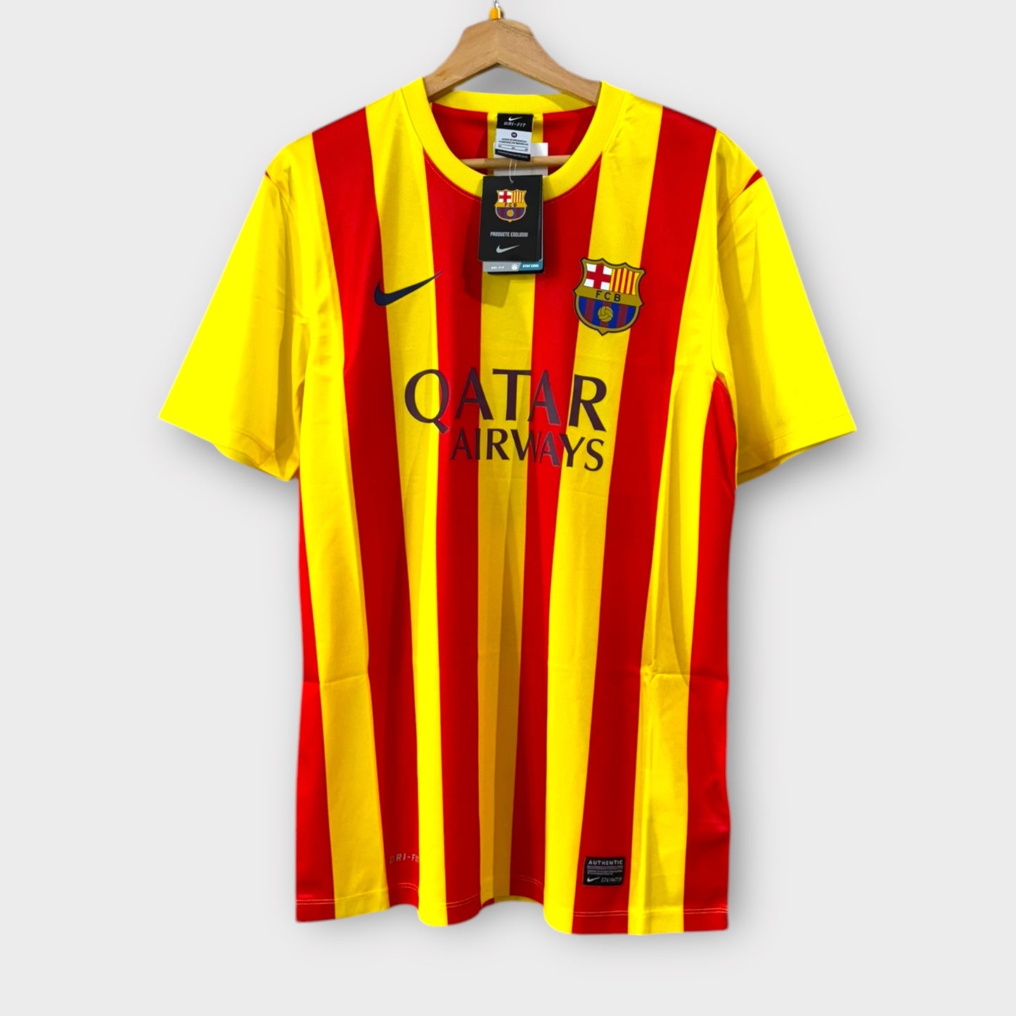 FC Barcelona 2013/14 Away Senyera -  Messi 10 (Multiple Sizes)