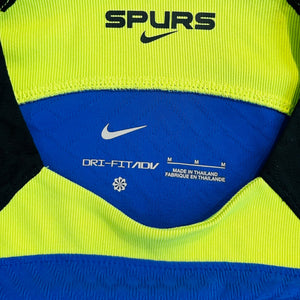 Tottenham Hotspur 2022/23 Away Player Version- Kane 9 (Medium)