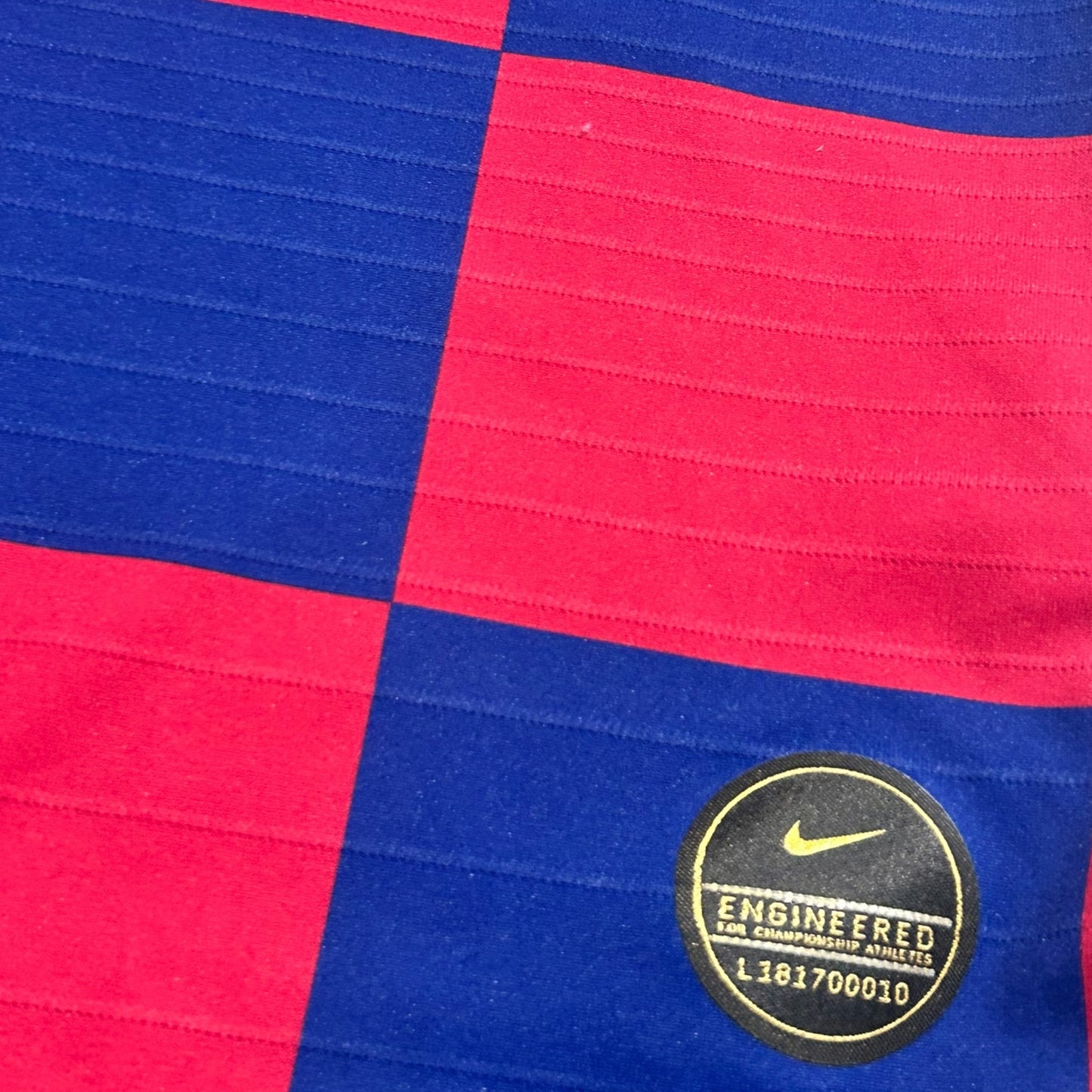 FC Barcelona 2019/20 Home Player Version - Messi 10 *Brand New* (Large) - KITLAUNCH