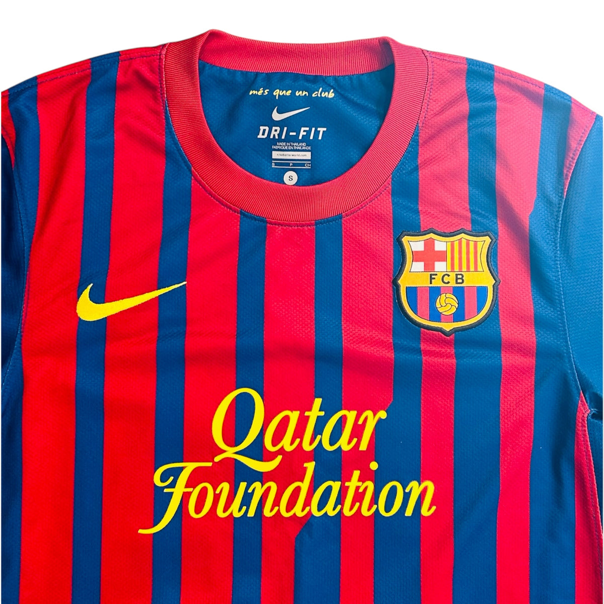 FC Barcelona 2011/12 Home - Messi 10 (Small)