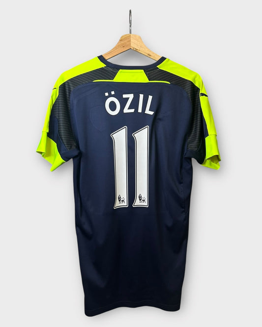 Arsenal FC 2016/17 Third - Özil 11 (Medium)