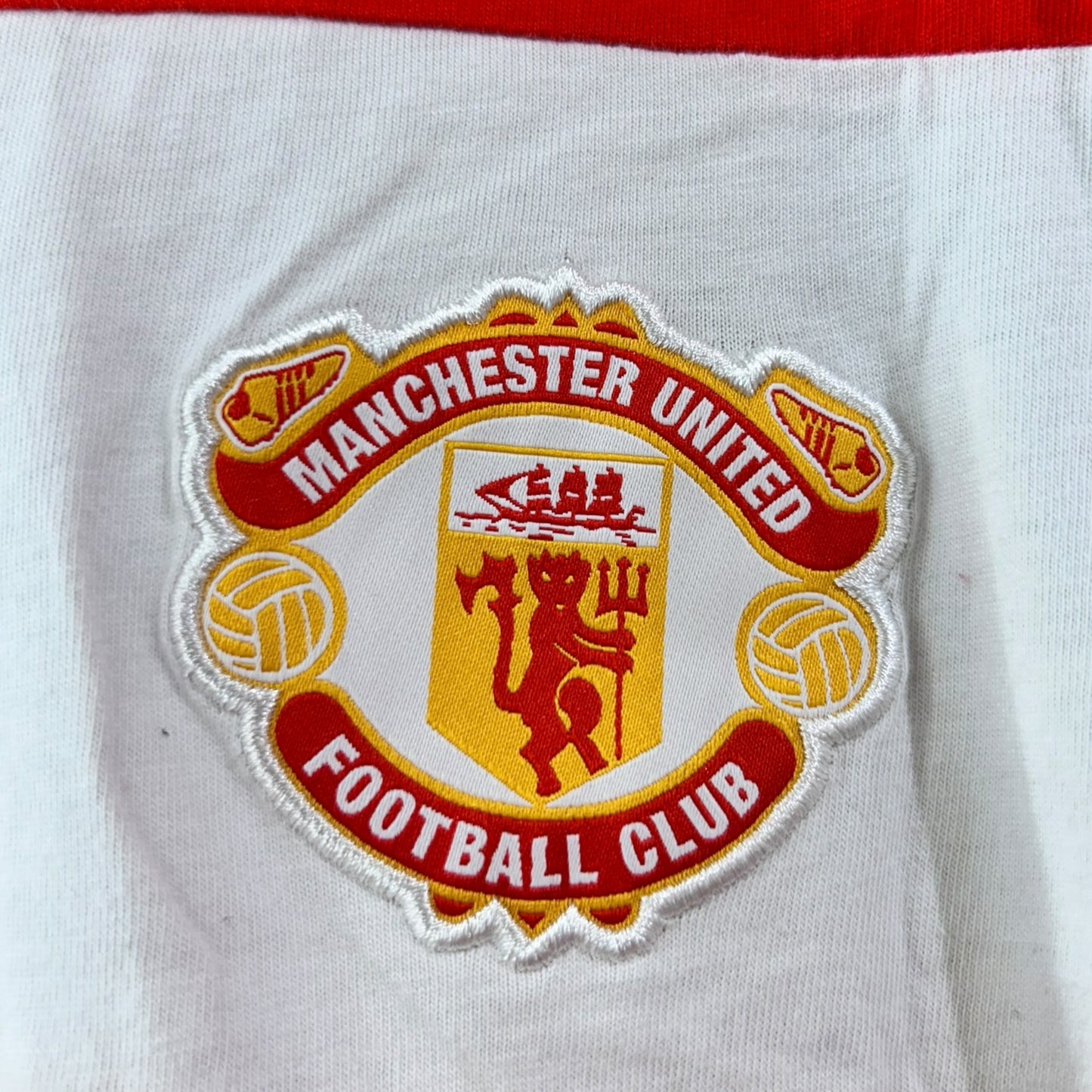 Manchester United 80s Inspired Retro Jersey (Medium)