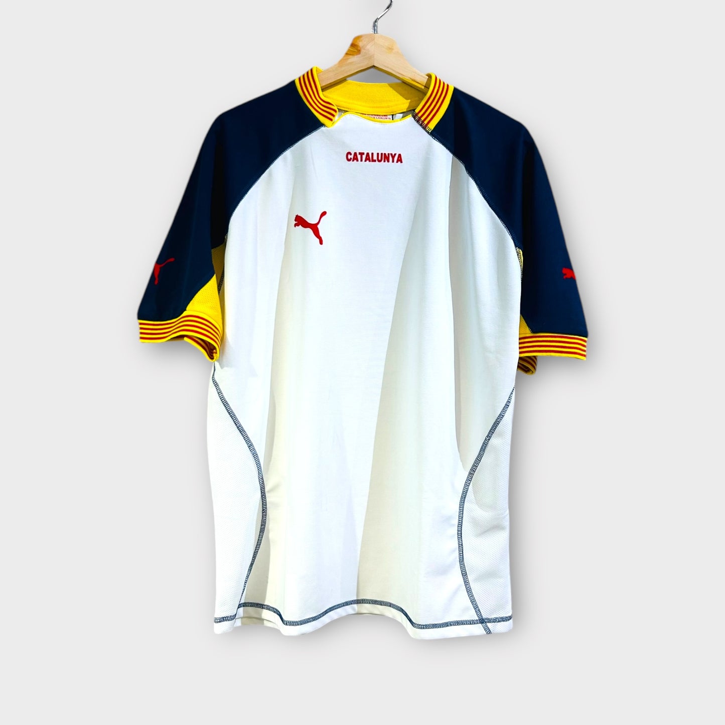 Cataluña 2004 Away (Medium)