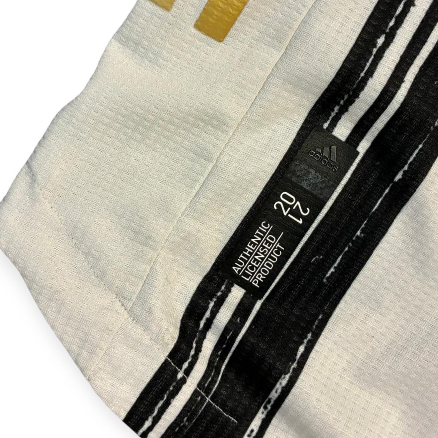 Juventus 2020/21 Home Player Version (Medium) - KITLAUNCH