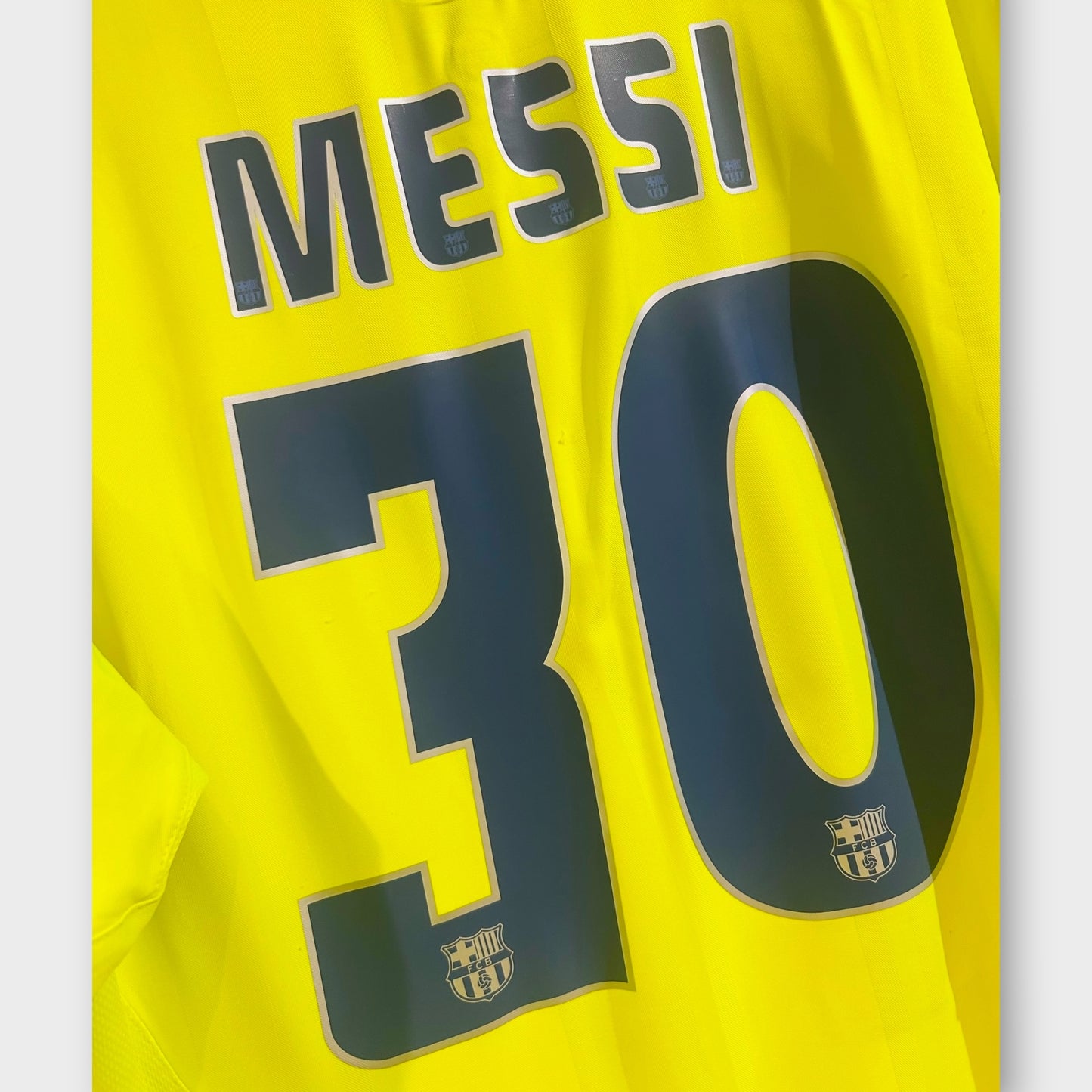 FC Barcelona 2005/06 Away - Messi 30 (XL)