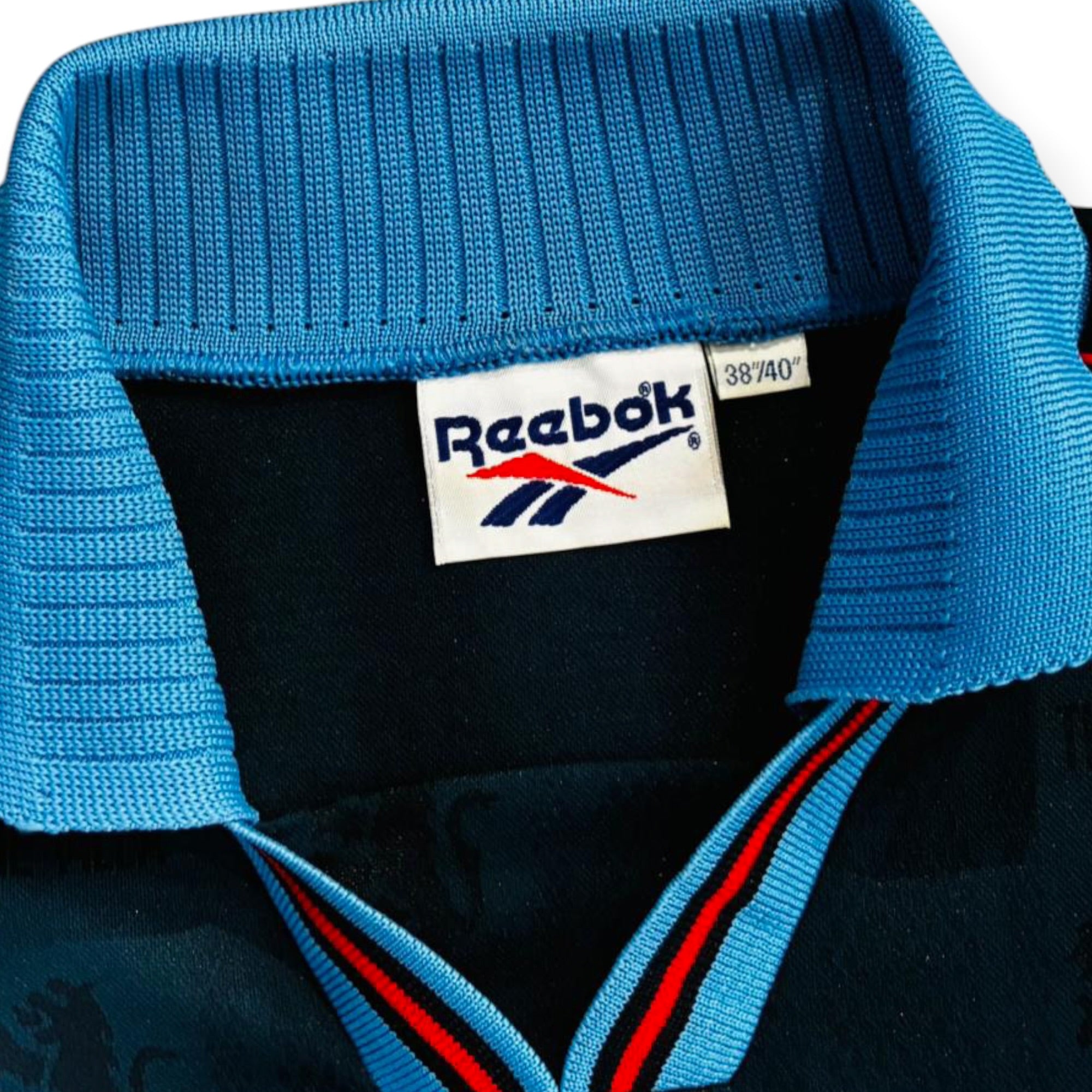 Aston Villa 1995/96 Away (Medium)