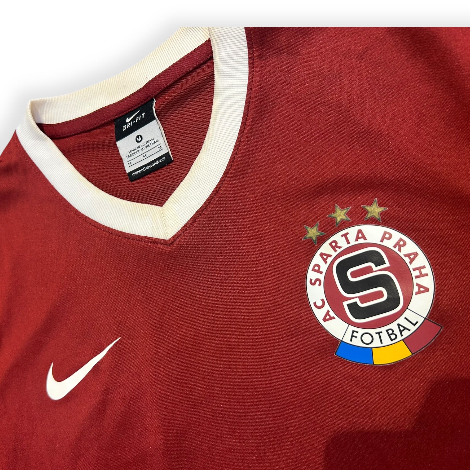 Sparta Prague 2014/15 Home (Medium) - KITLAUNCH