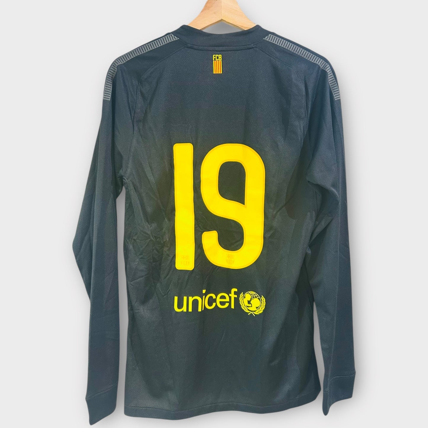 FC Barcelona 2011/12 Away Juvenil - #19 (Small)