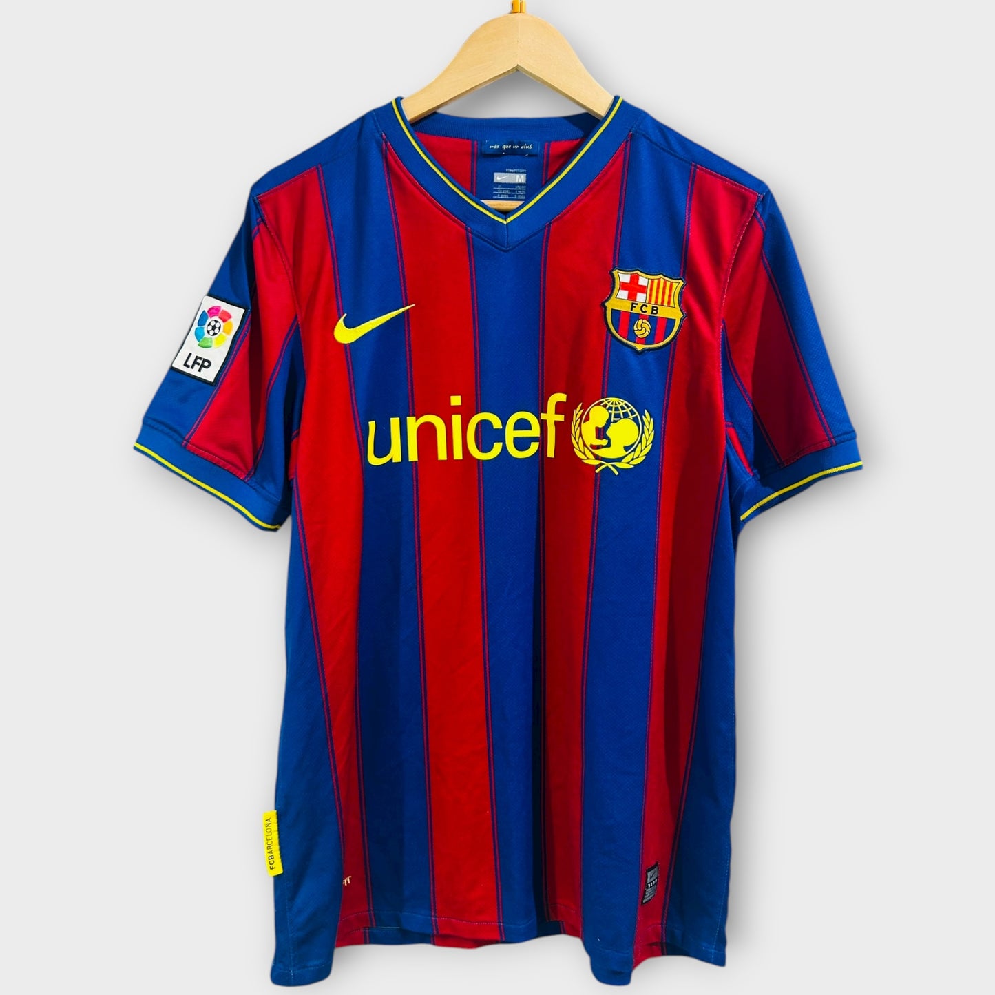 FC Barcelona 2009/10 Home - Messi 10 (Medium)