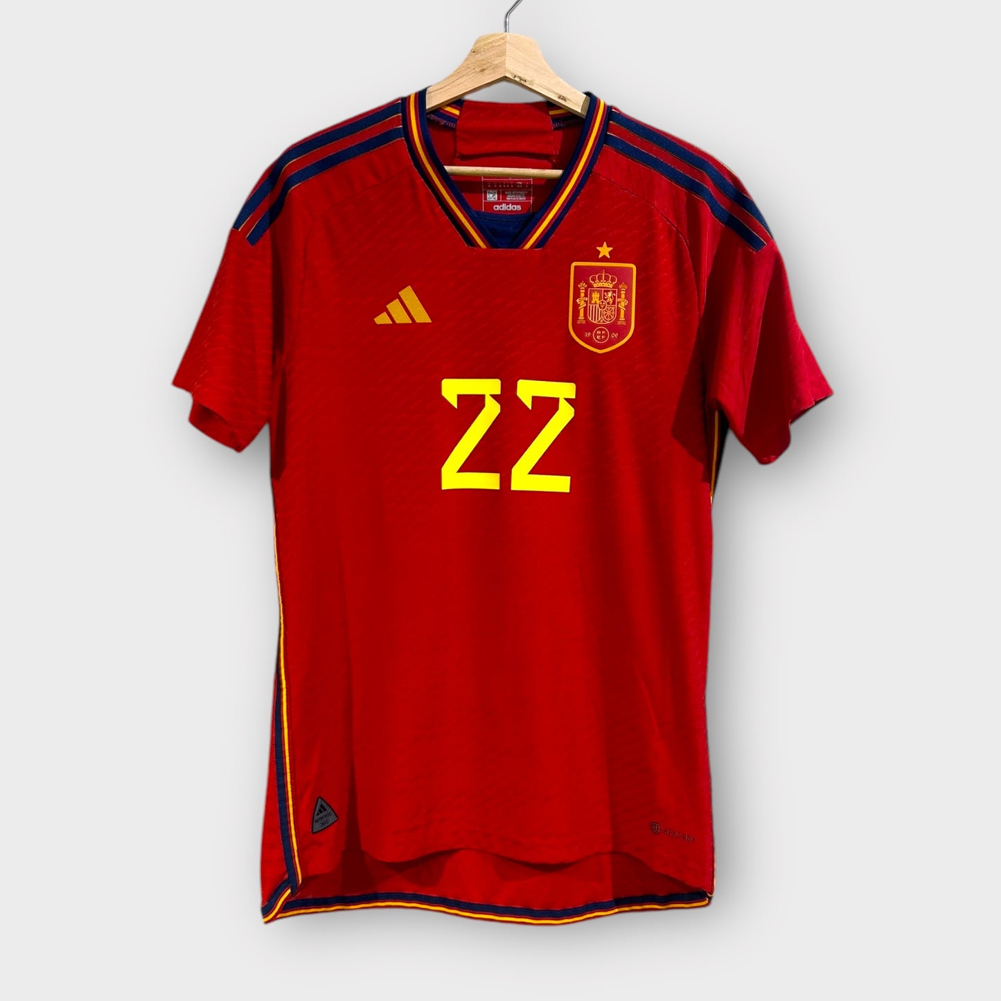 Spain 2022 Home Player Version - Jesús Navas 22 (Medium)