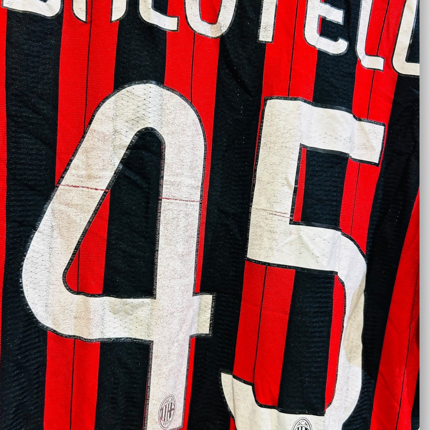 AC Milan 2013/14 Home - Balotelli 45 (Small)