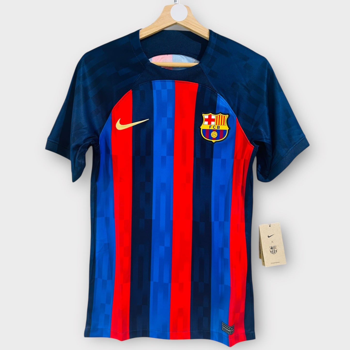 FC Barcelona 2022/23 Home - Pedri 8 (XS)