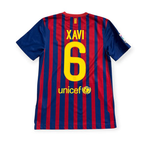 FC Barcelona 2011/12 Home - Xavi 6 (Small)