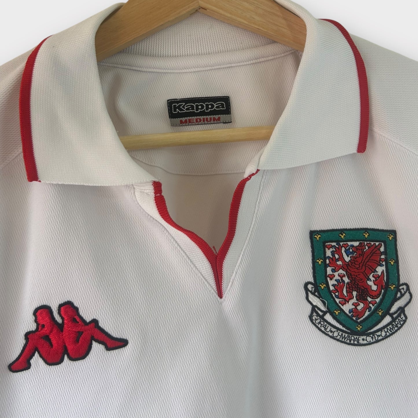 Wales 2003 Away (Medium)
