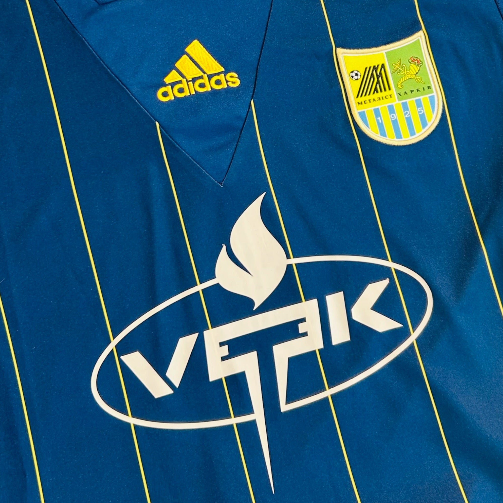 FC Metalist 2013/14 Away + Shorts (Large) - KITLAUNCH