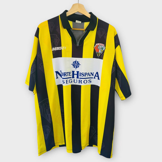 CE Mataró 90s Home Match Issue - #16 (XL)