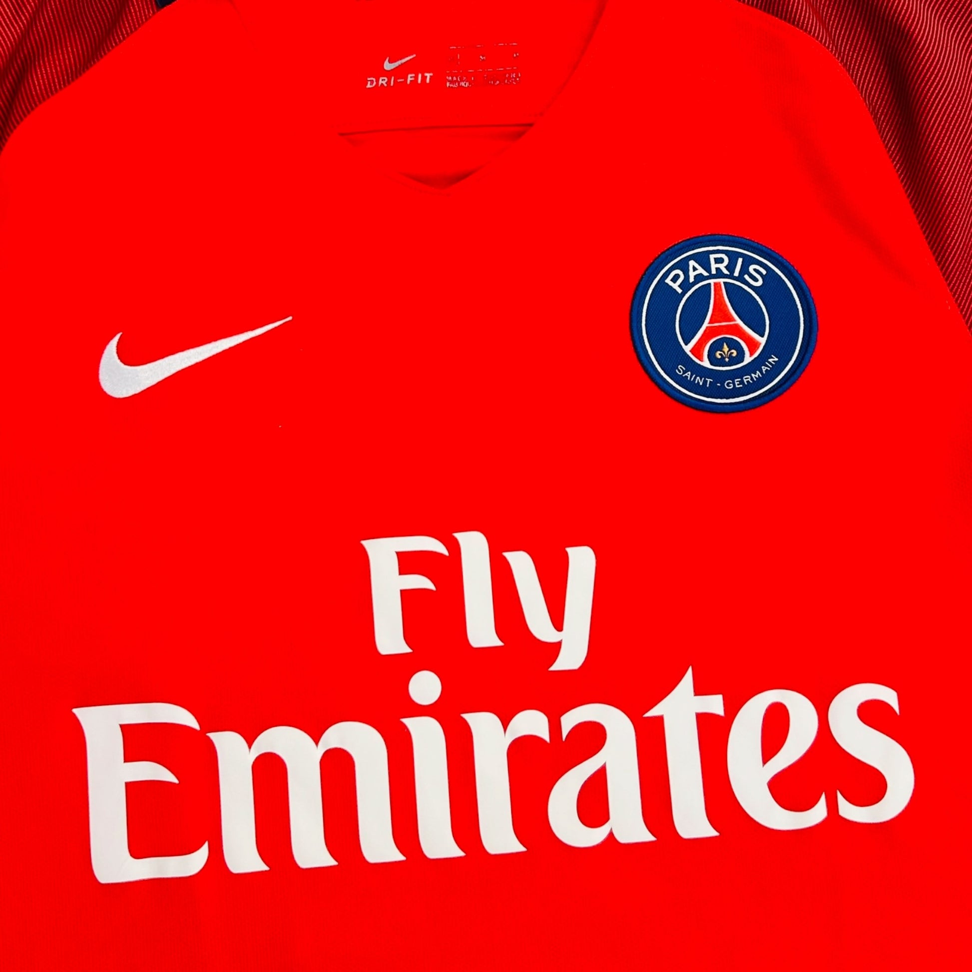 PSG 2016/17 Away - T. Silva 2 (Medium) - KITLAUNCH