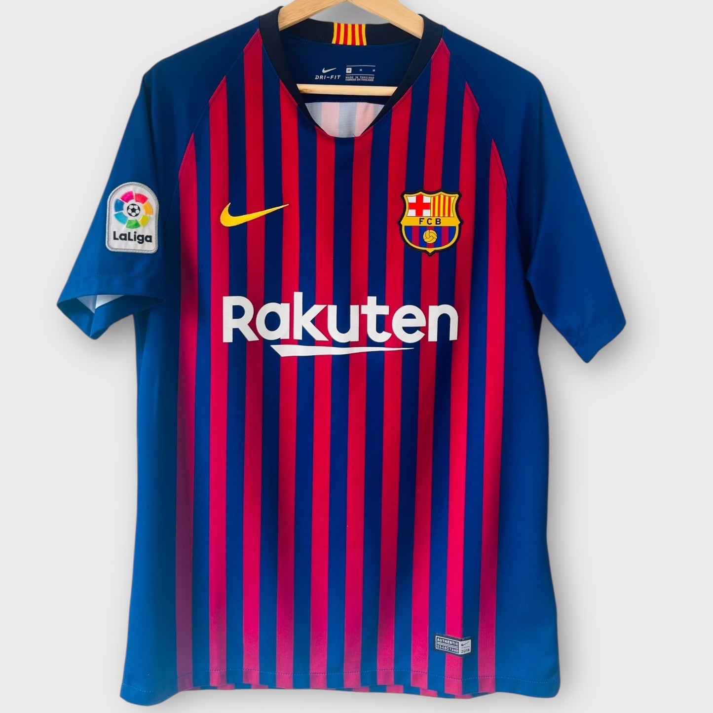 FC Barcelona 2018/19 Home - Messi 10 (Medium)