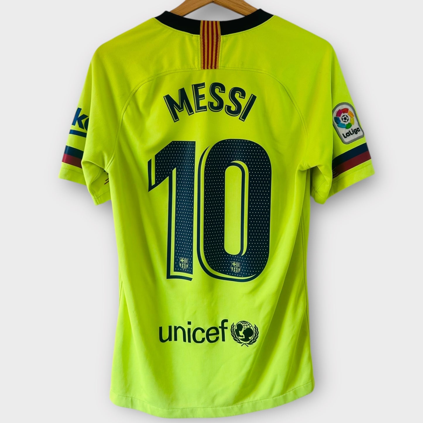 FC Barcelona 2018/19 Away - Messi 10 (Small)