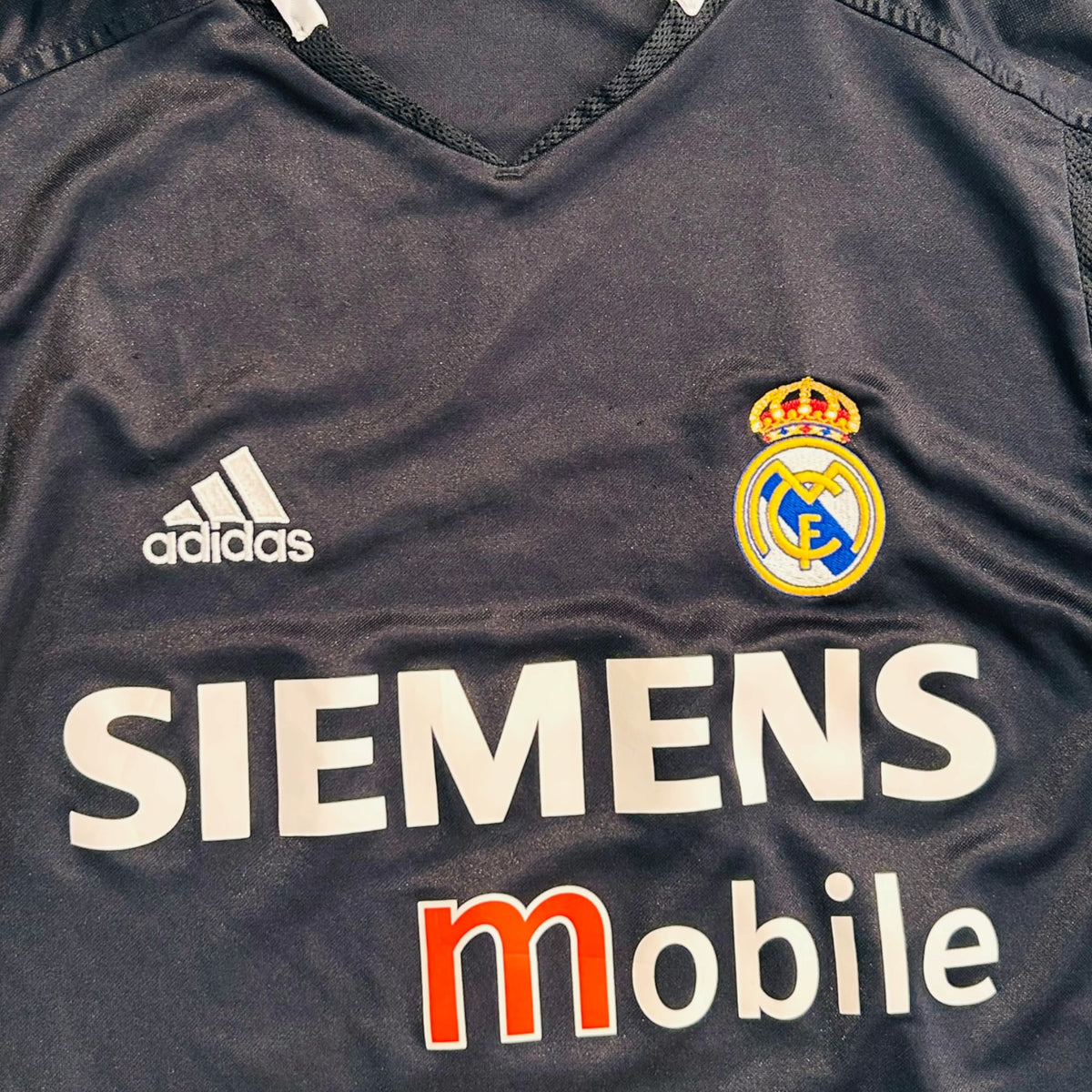 Real Madrid 2004/05 Away - Ronaldo 9 (Medium) - KITLAUNCH