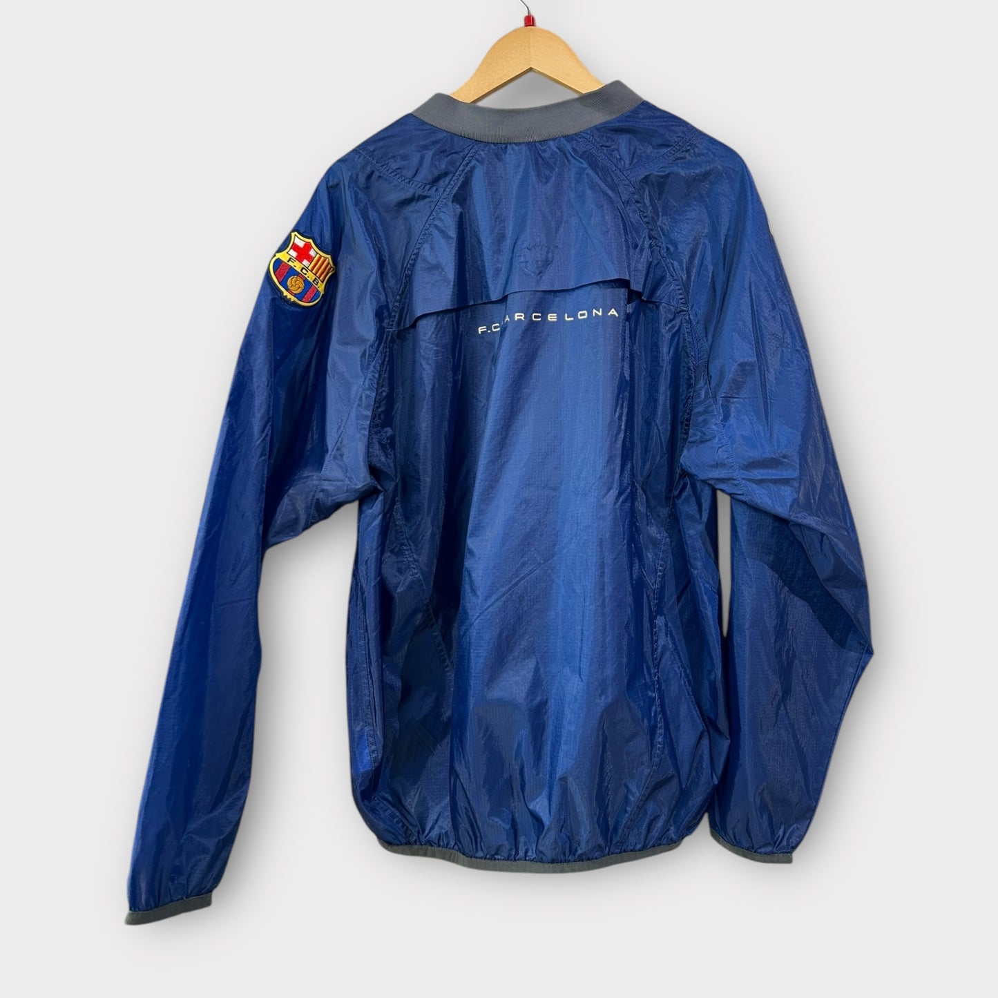 FC Barcelona 2000-01 Nike Windbreaker (Large)