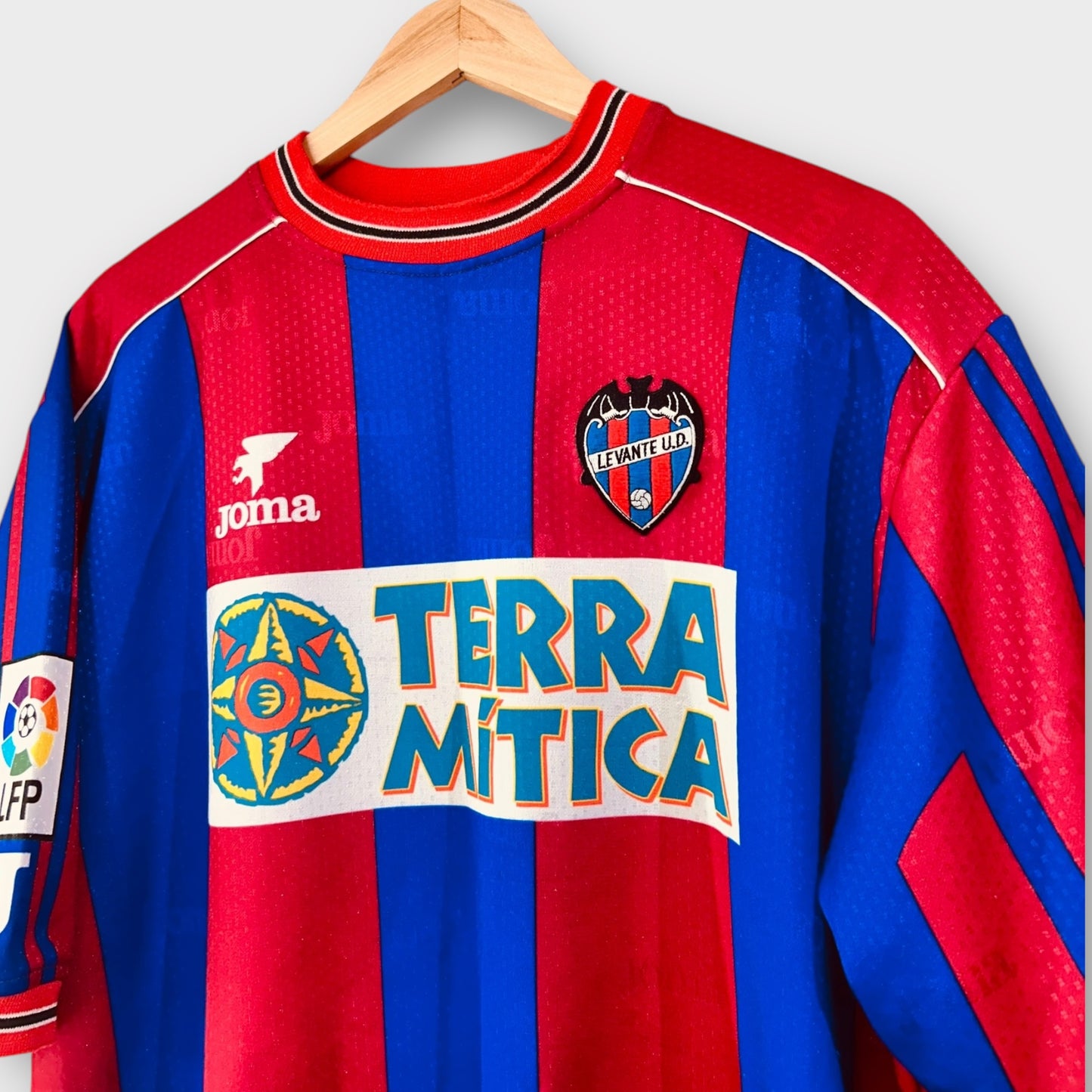 Levante UD 1999/00 Home Shirt (XL)