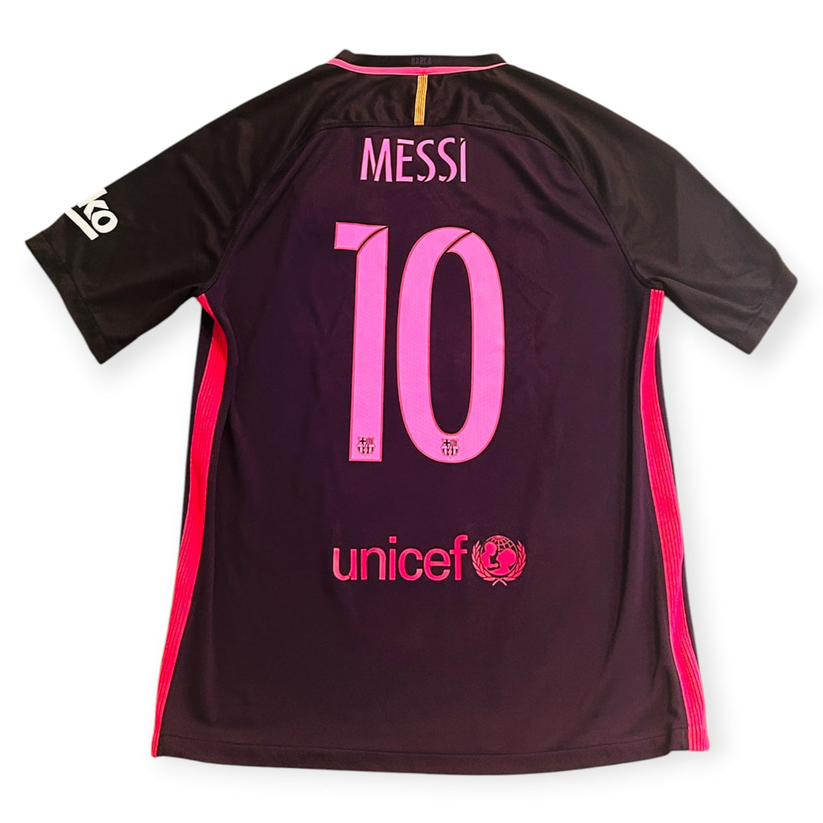 FC Barcelona 2016/17 Away - Messi 10 (Large) - KITLAUNCH