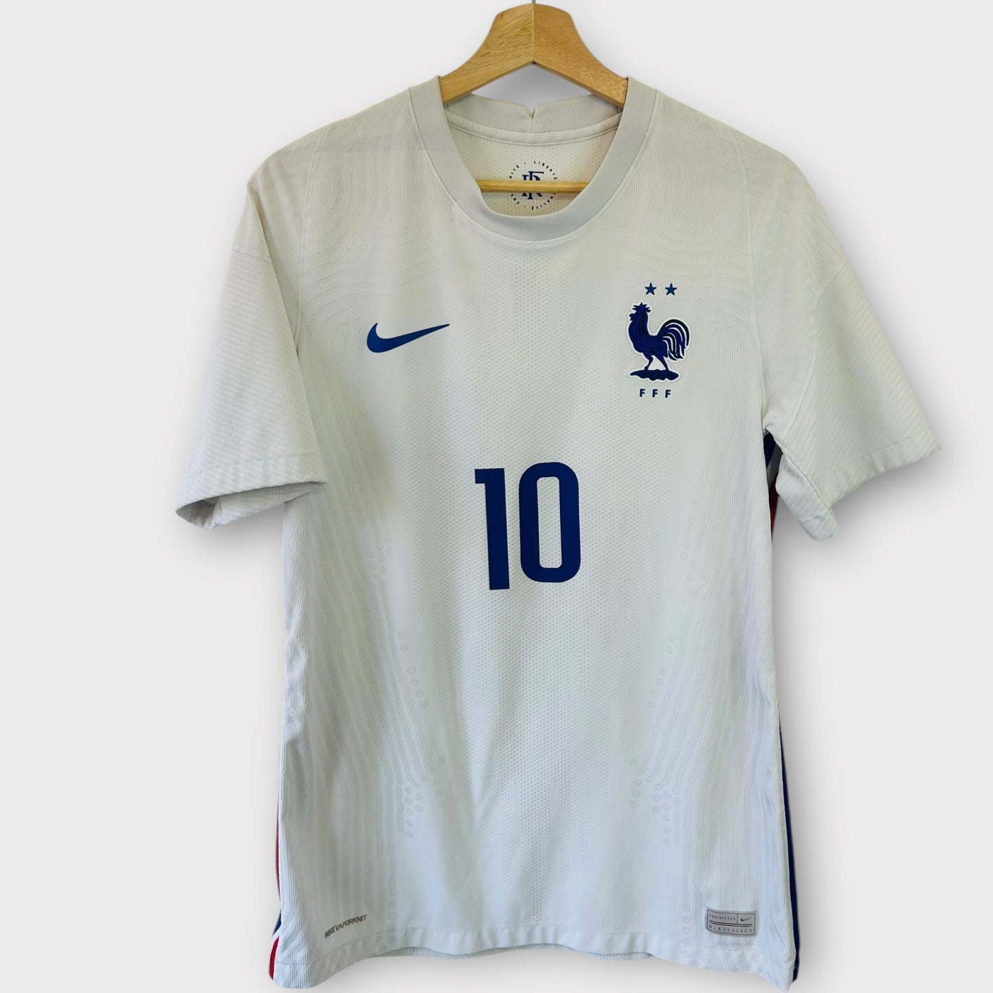 France 2020 Away Player Version - Mbappe 10 (Medium)