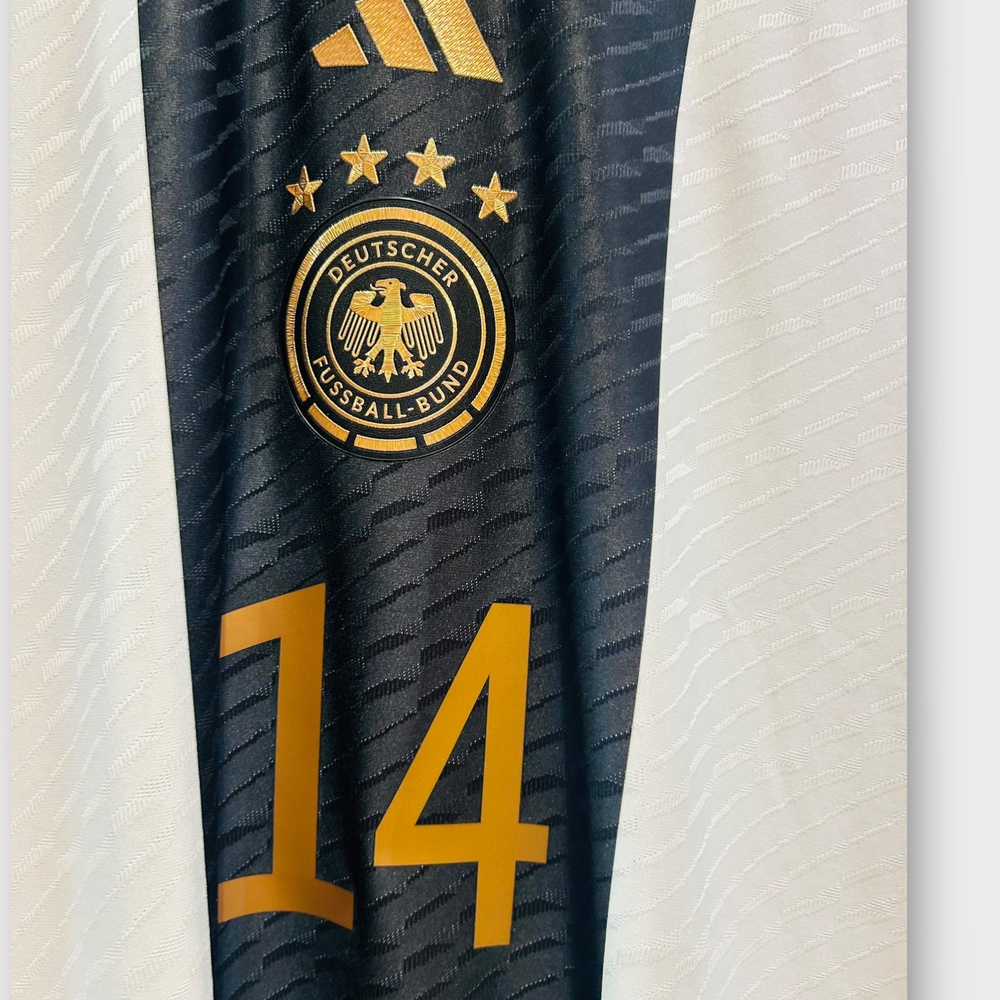 Germany 2022 Home Player Version - Musiala 14 (XL)