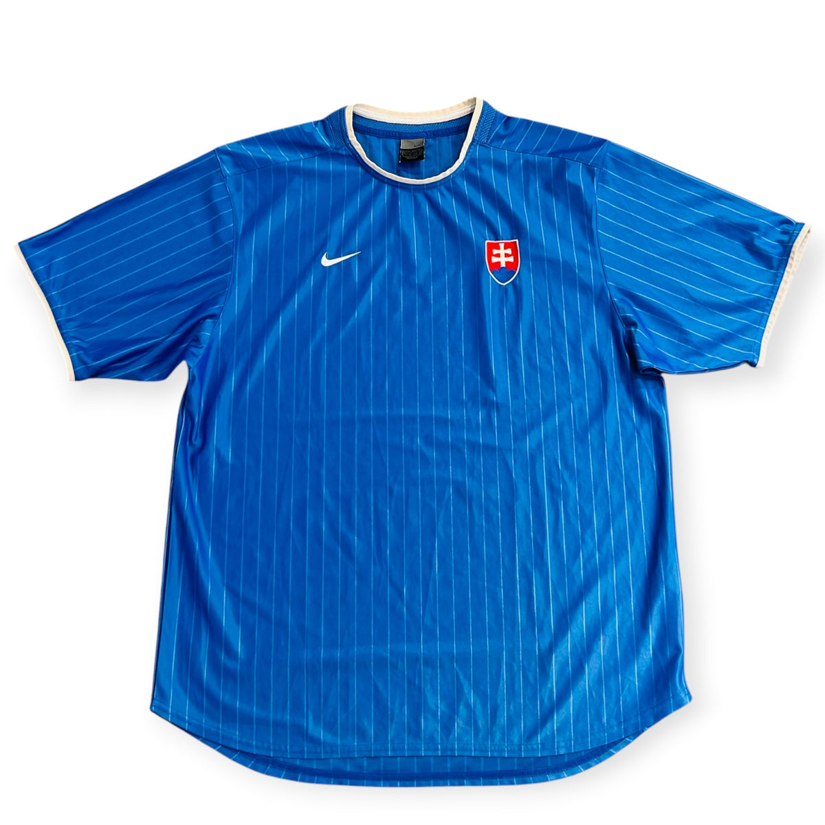 Slovakia 2002 Nike Pre Match - KITLAUNCH