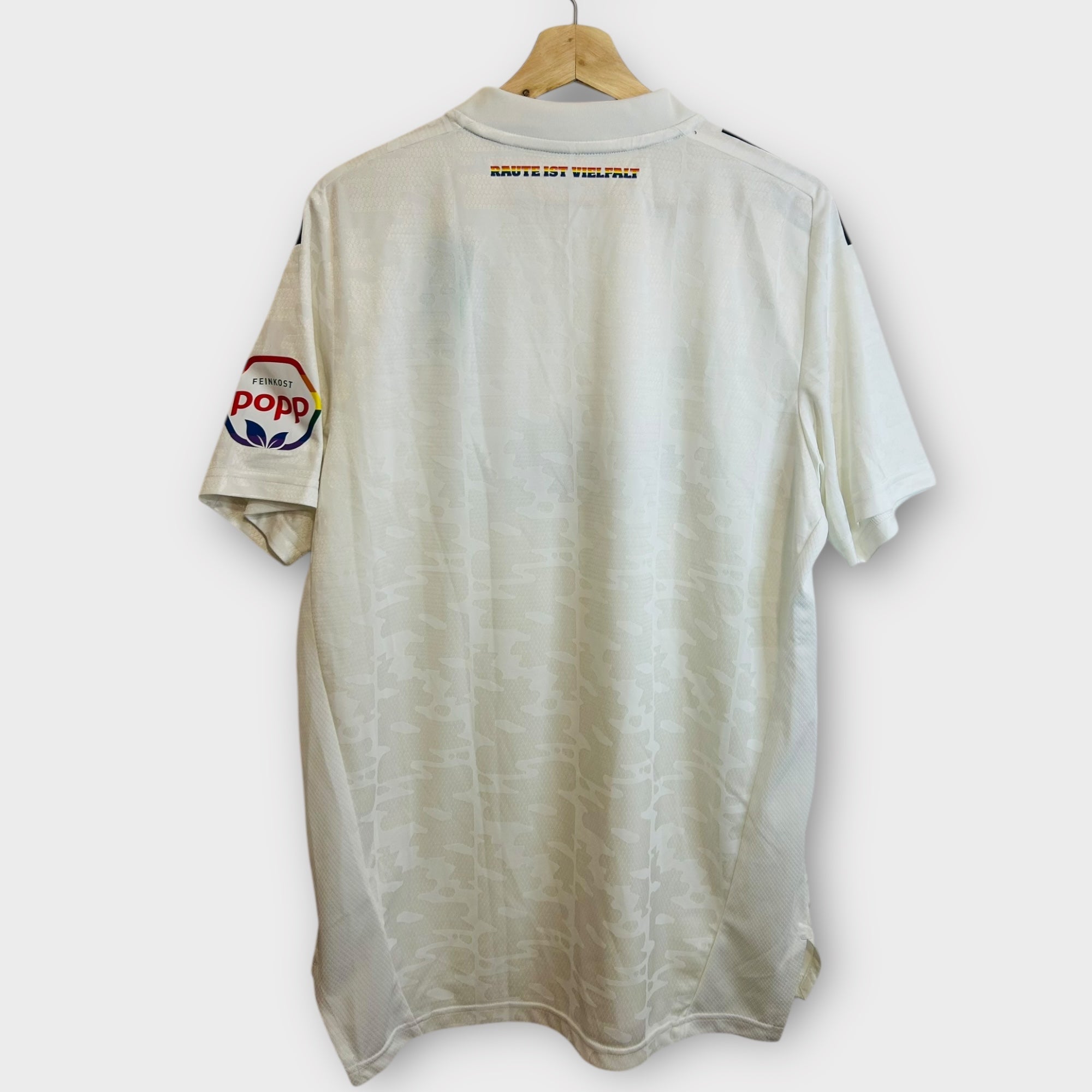 Hamburger SV 2020/21 Special Pride *BNWT* (Large) - KITLAUNCH