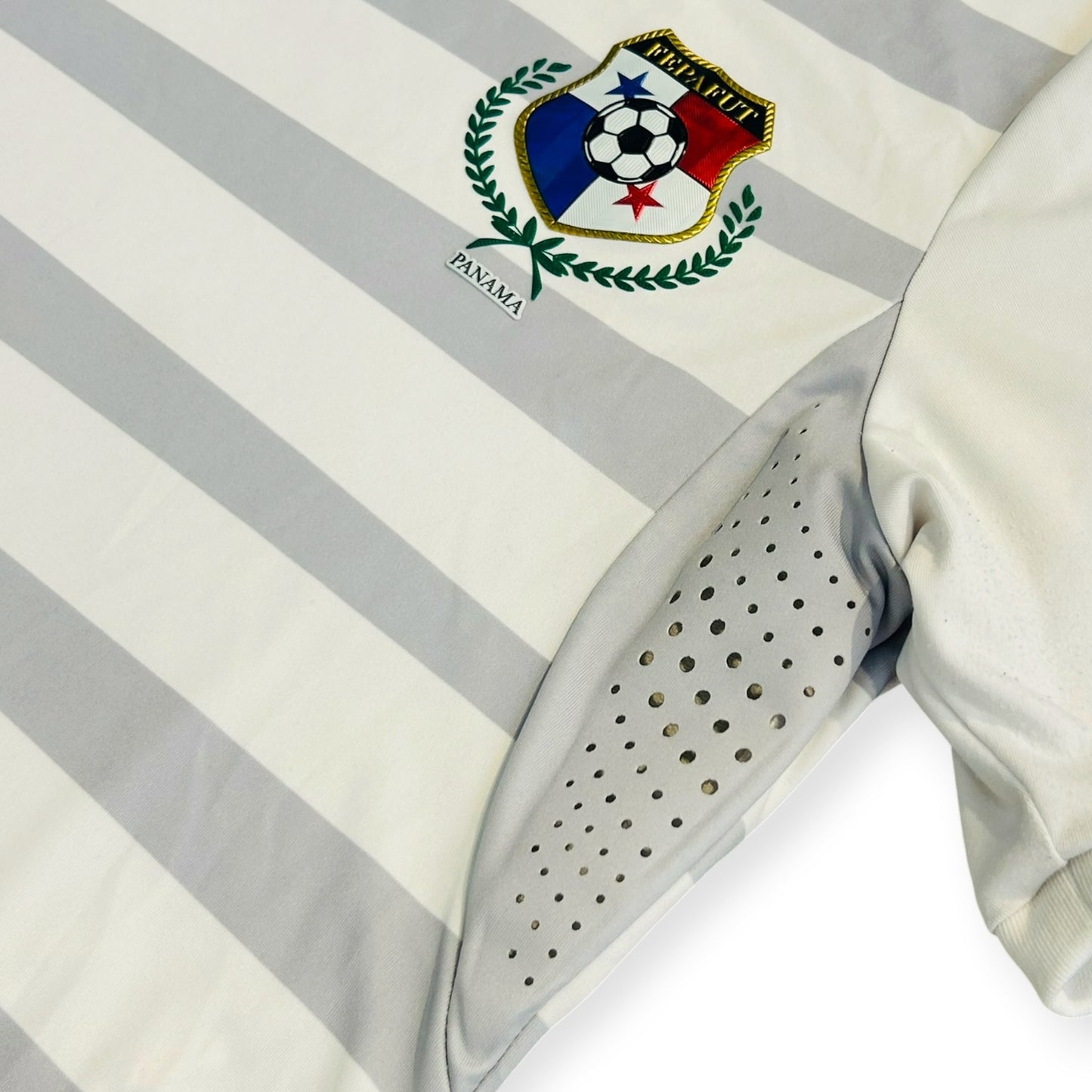 Panama 2015 Away (Small) - KITLAUNCH