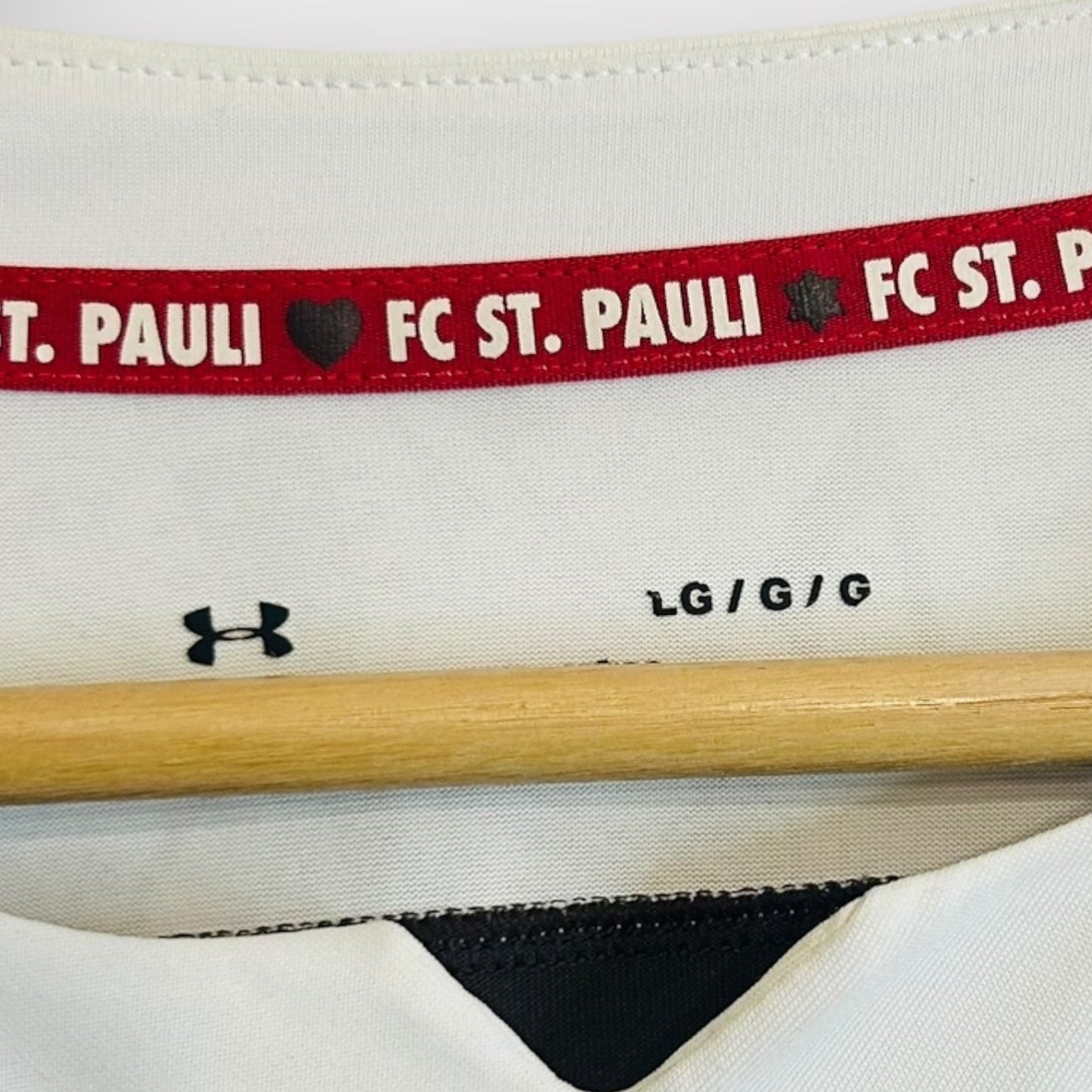 St Pauli 2019/20 Home (Large)