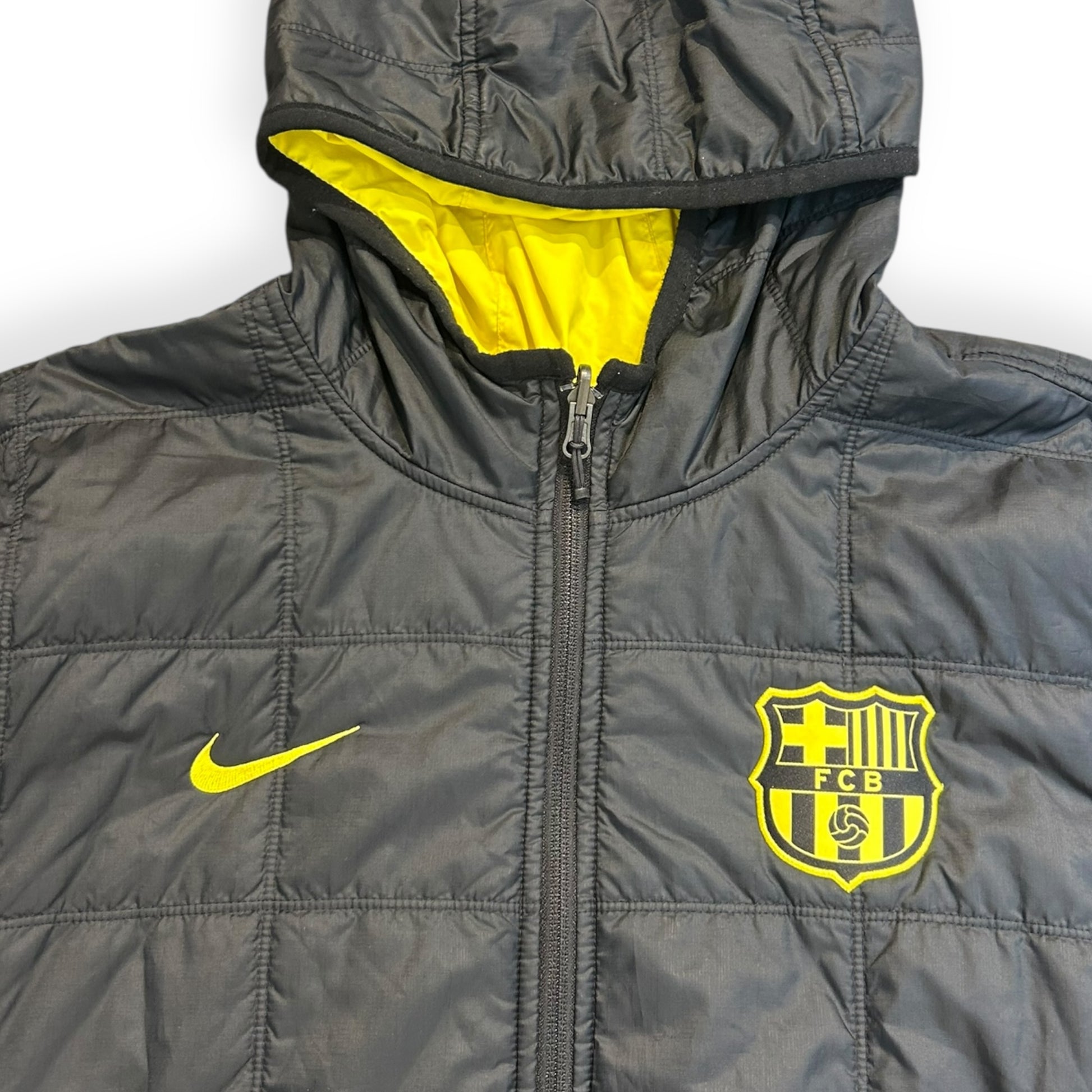 FC Barcelona Nike Reversible Puffer Jacket (XL) - KITLAUNCH