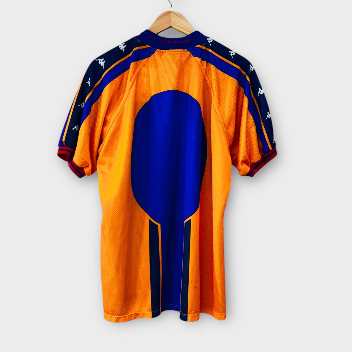 FC Barcelona 1997/98 Away Shirt (Large)