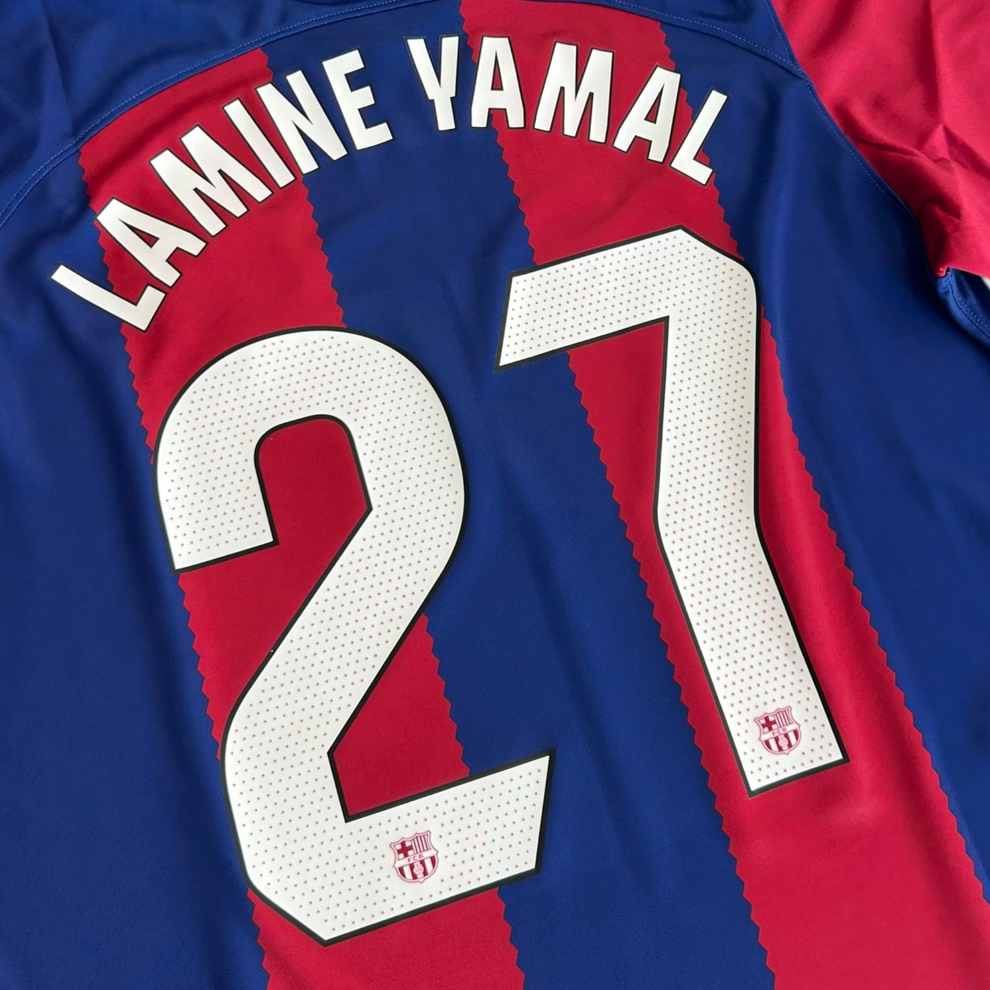 FC Barcelona 2023/24 Home *Brand New* - Lamine Yamal 27 (Large) - KITLAUNCH