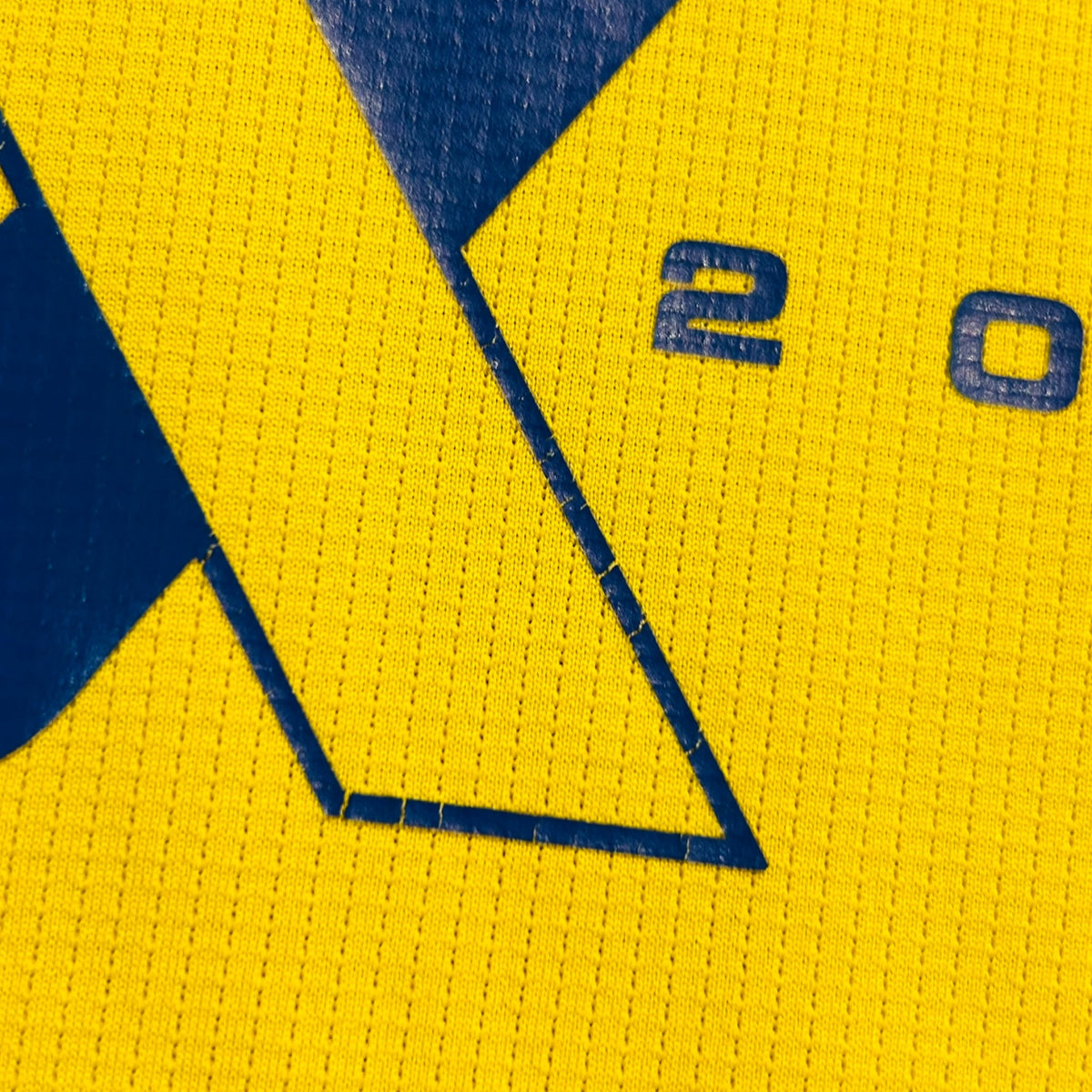 CA Boca Juniors 2005 Home Centenary Shirt (Small) - KITLAUNCH