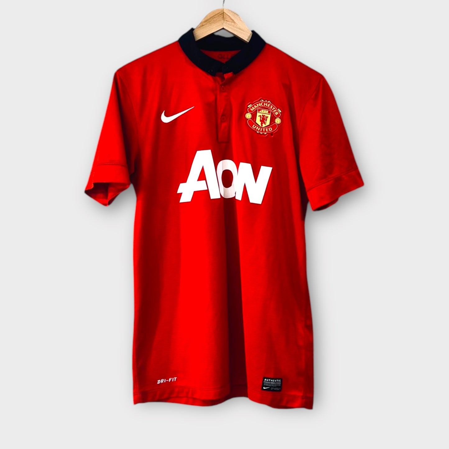 Manchester United 2013/14 Home Shirt - Evra 3 (Small)