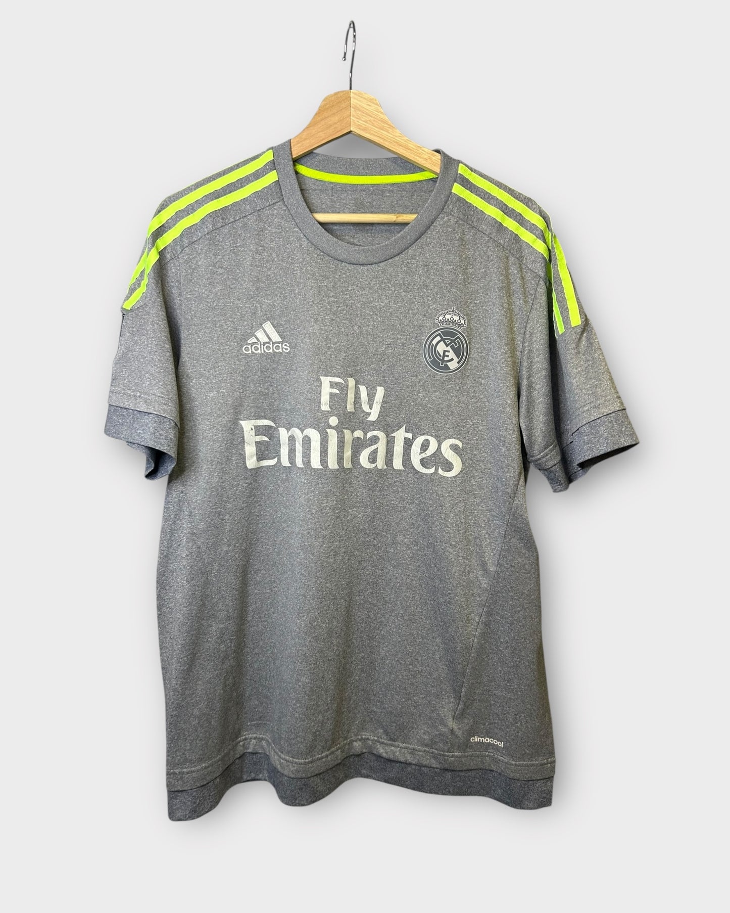 Real Madrid 2015/16 Away - Sergio Ramos 4 (Medium)
