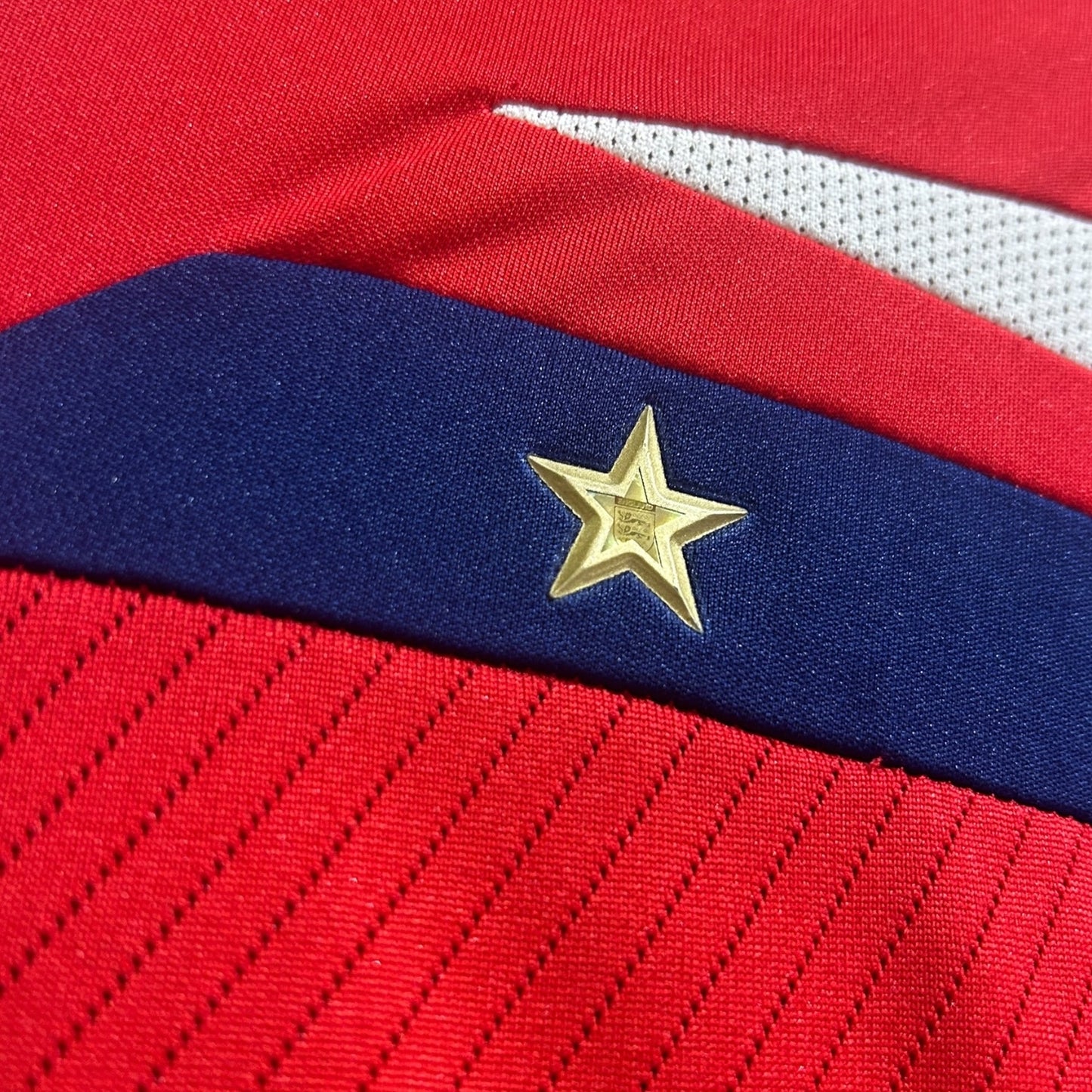 England 2008 Away Long Sleeve - Beckham 7 (Medium)