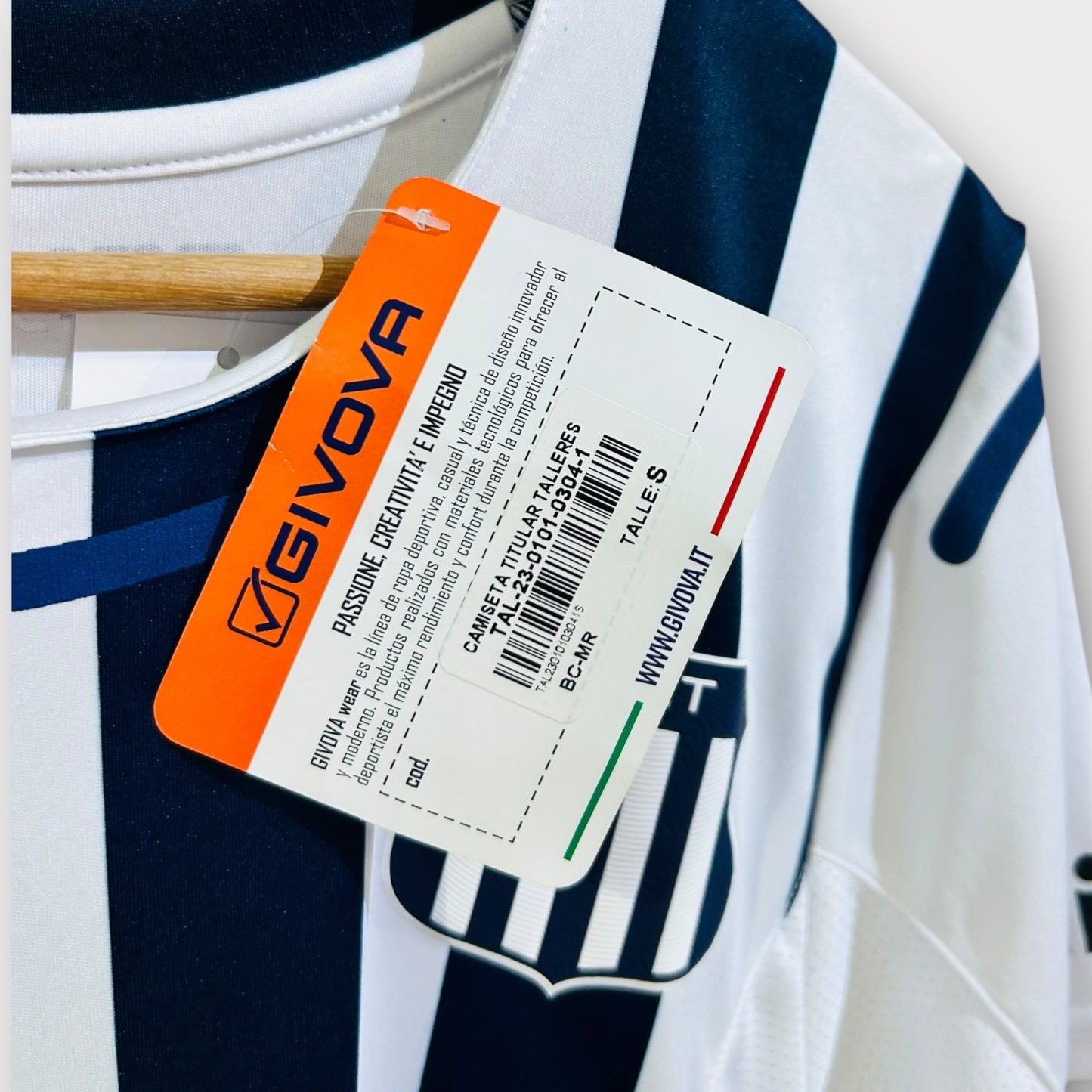 CA Talleres 2023 Home - N.Bustos 10 (Small) *BNWT*