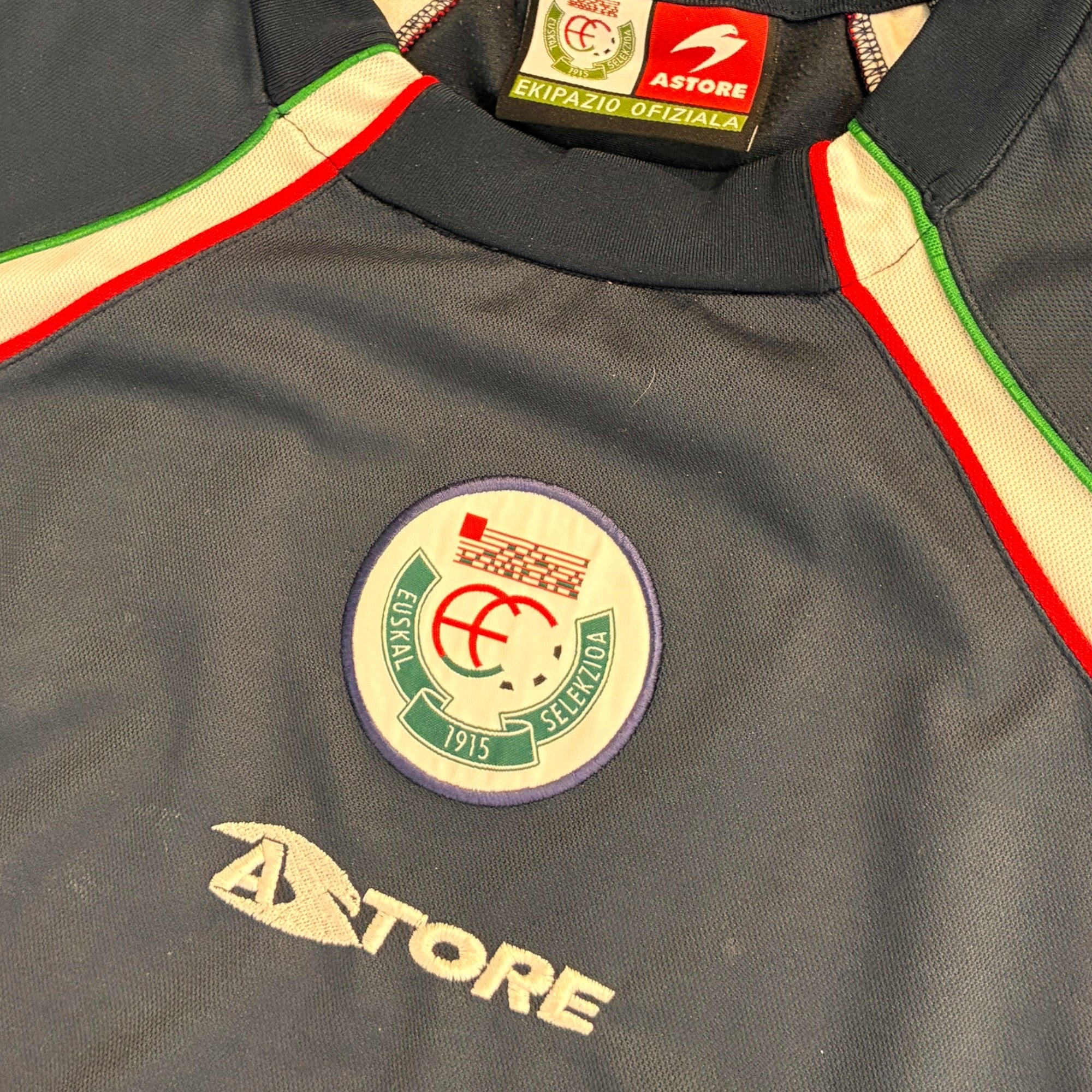 Basque County 2002 Away (XL)