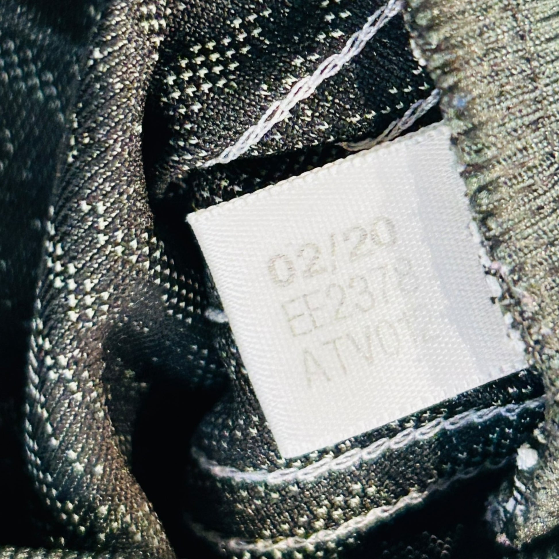 Manchester United 2020/21 Away - Cavani 7 (Large) - KITLAUNCH