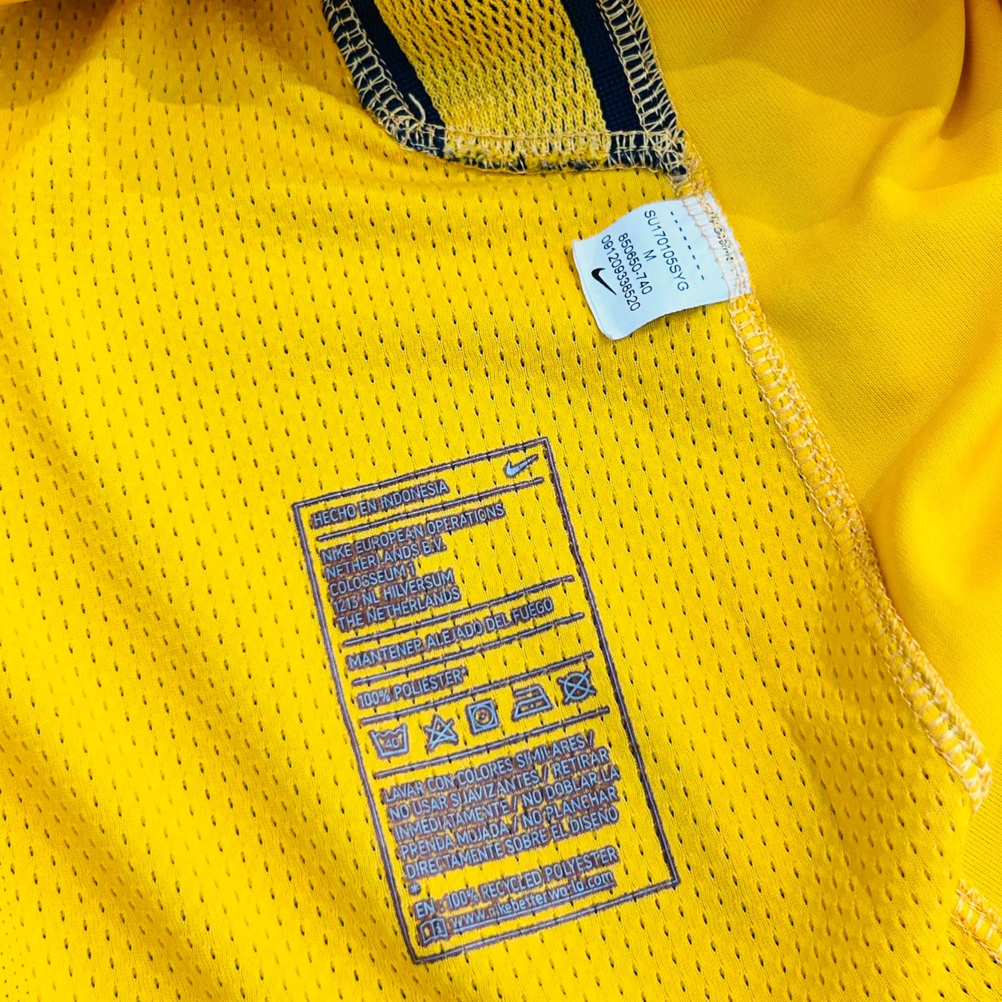Atletico Madrid 2017/18 Away Kit Room version Long Sleeve (Medium)