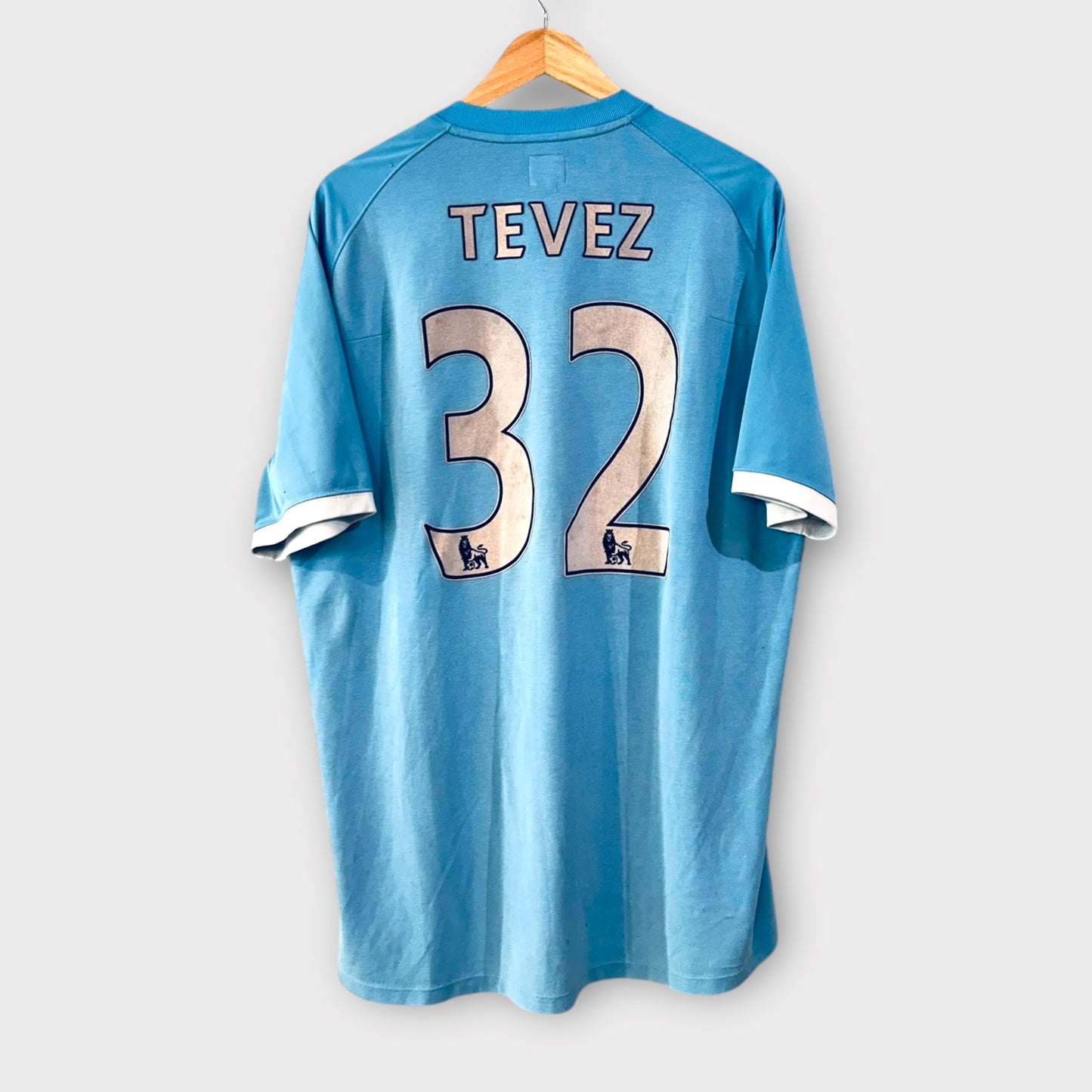 Manchester City 2010/11 Home Shirt - Tevez 32 (XL)